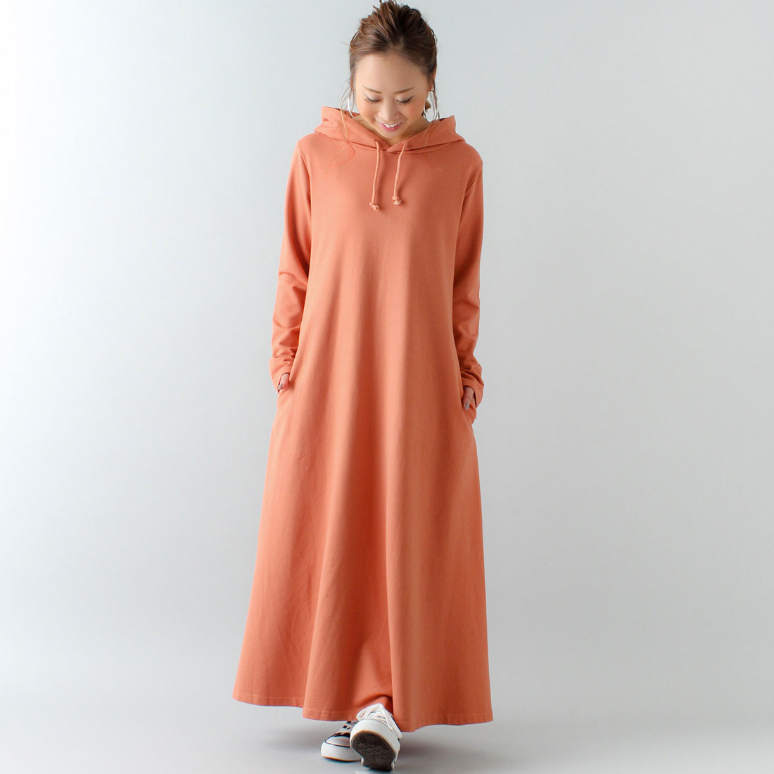 ジュノア JUNOAH Aライン長袖スウェットマキシ丈パーカーワンピース