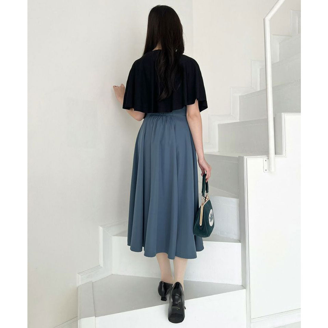 アンアナザーアンジェラス an another angelus フレームローズ刺繍クロップドがま口バッグ （BLUE GREEN） BLUE GREEN