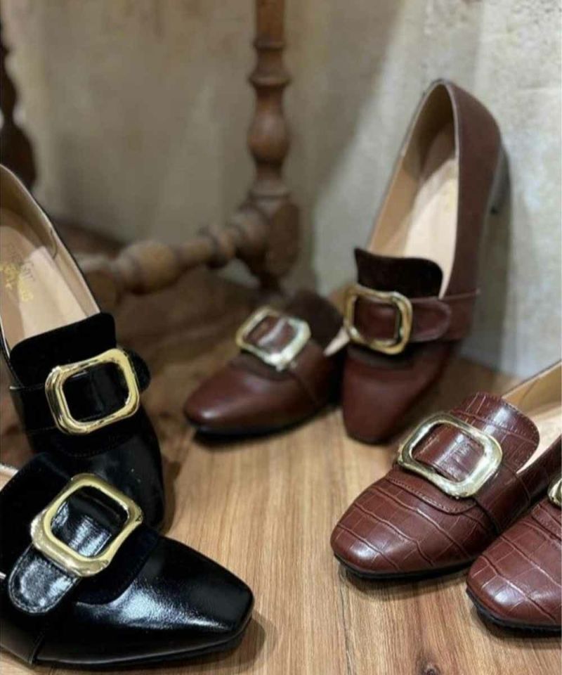 アンアナザーアンジェラス an another angelus バックル使いローヒールシューズ