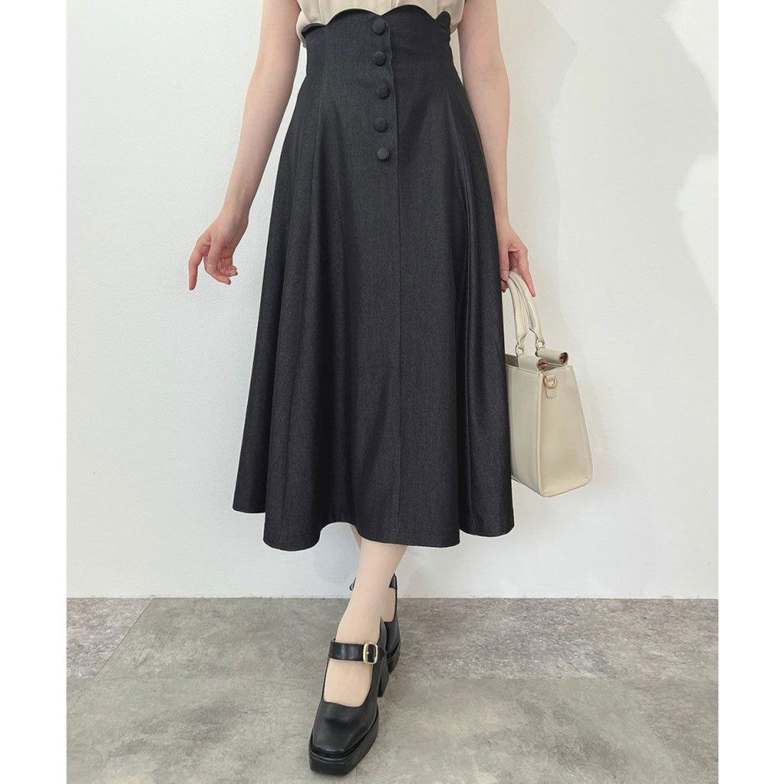 アンアナザーアンジェラス an another angelus 【洗える】ハイウエストスカラップデニムライクフレアースカート （BLACK） BLACK