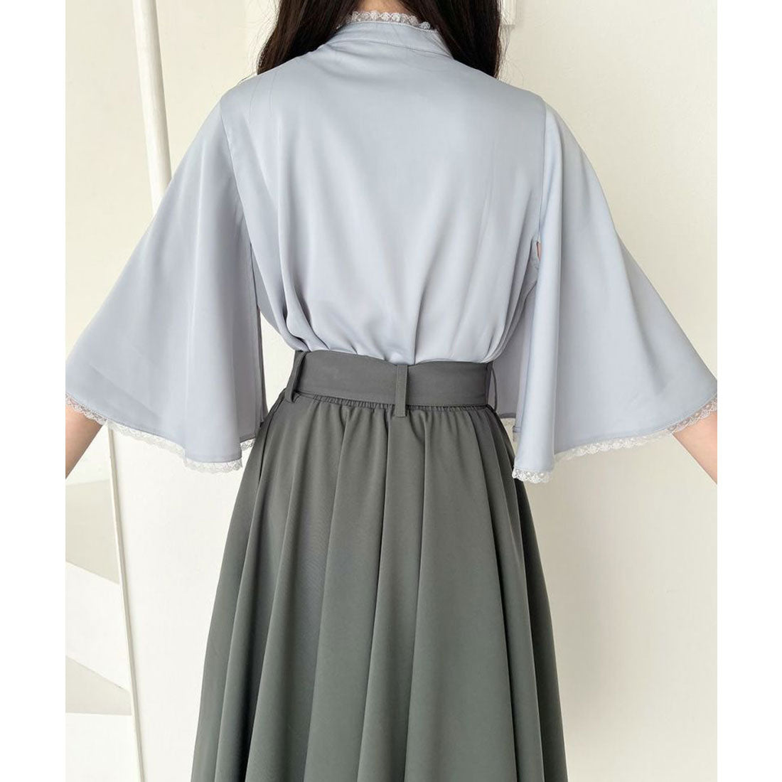 アンアナザーアンジェラス an another angelus レース使いケープスリーブブラウス （BLUE GRAY） BLUE GRAY