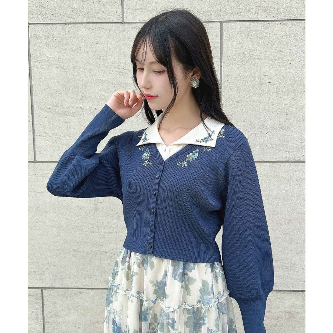 アンアナザーアンジェラス an another angelus 【洗える】プチローズ刺繍入り変形衿ブラウス （IVORY） IVORY