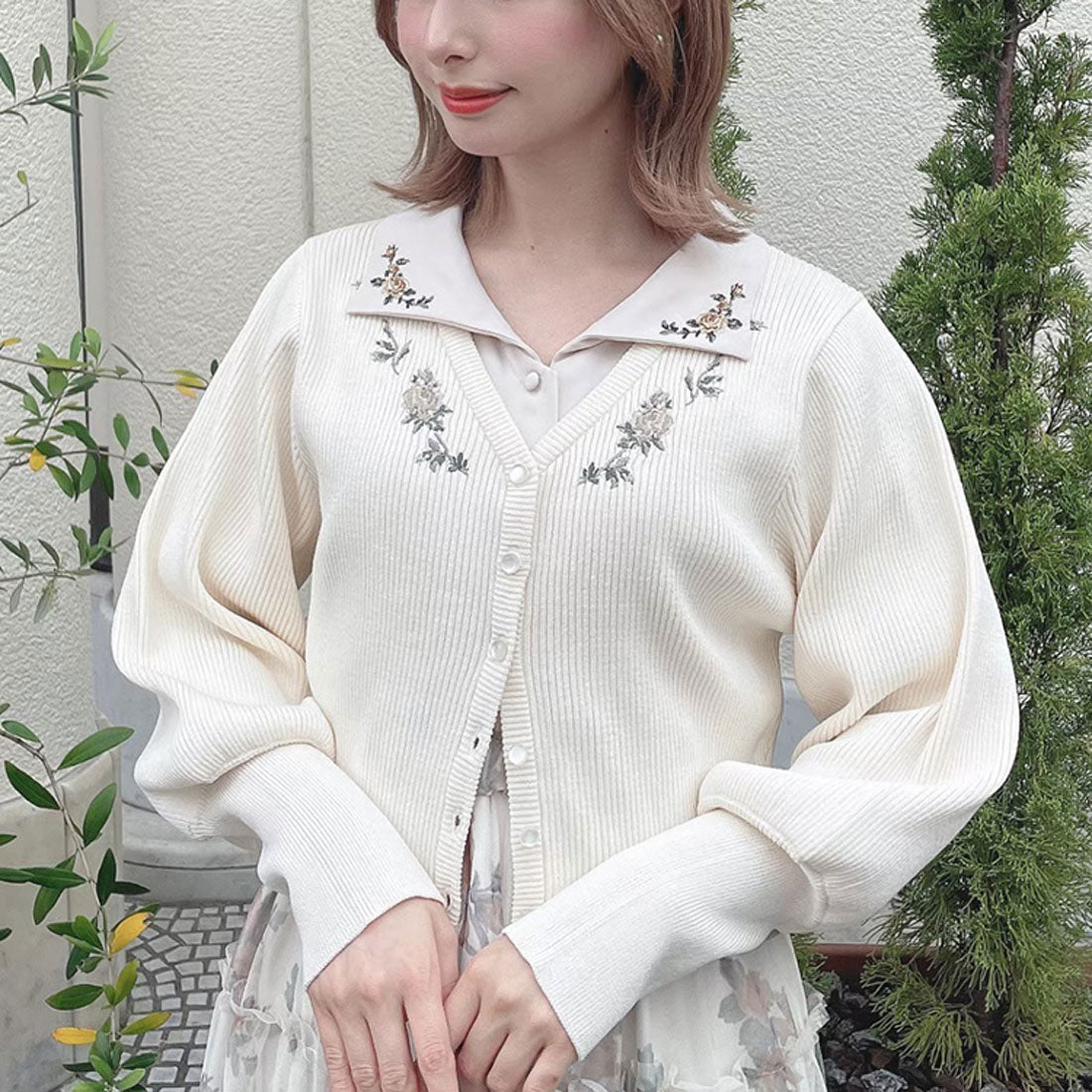 アンアナザーアンジェラス an another angelus 【洗える】ローズ刺繍リブニットカーディガン （OFF WHITE） OFF WHITE
