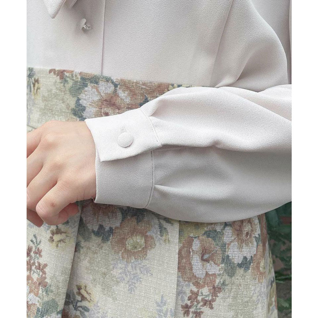 アンアナザーアンジェラス an another angelus 【洗える/セットアップ可能】ローズ刺繍ショールカラーネクタイブラウス （L/BEIGE） L/BEIGE