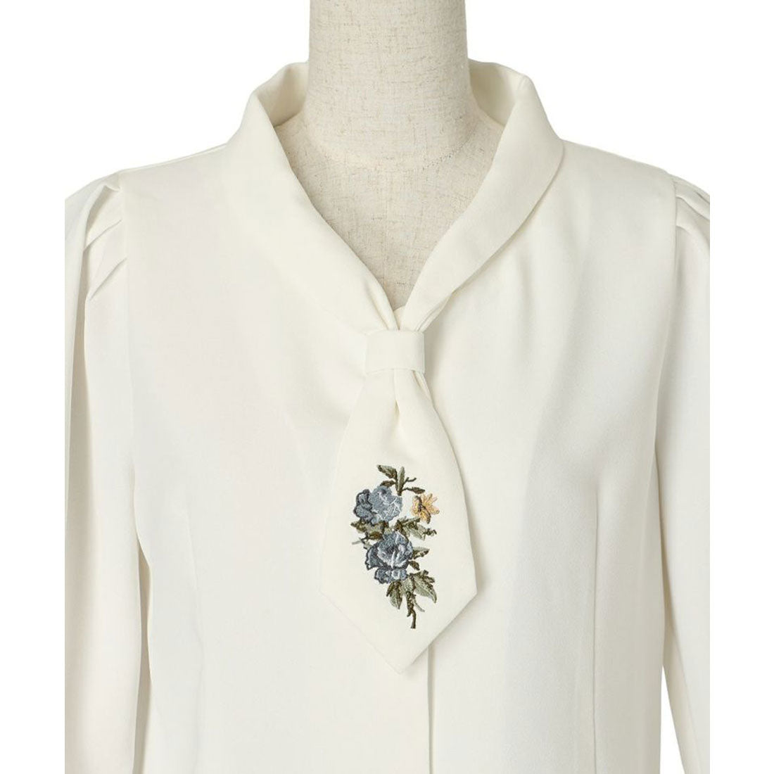 アンアナザーアンジェラス an another angelus 【洗える/セットアップ可能】ローズ刺繍ショールカラーネクタイブラウス （L/BEIGE） L/BEIGE