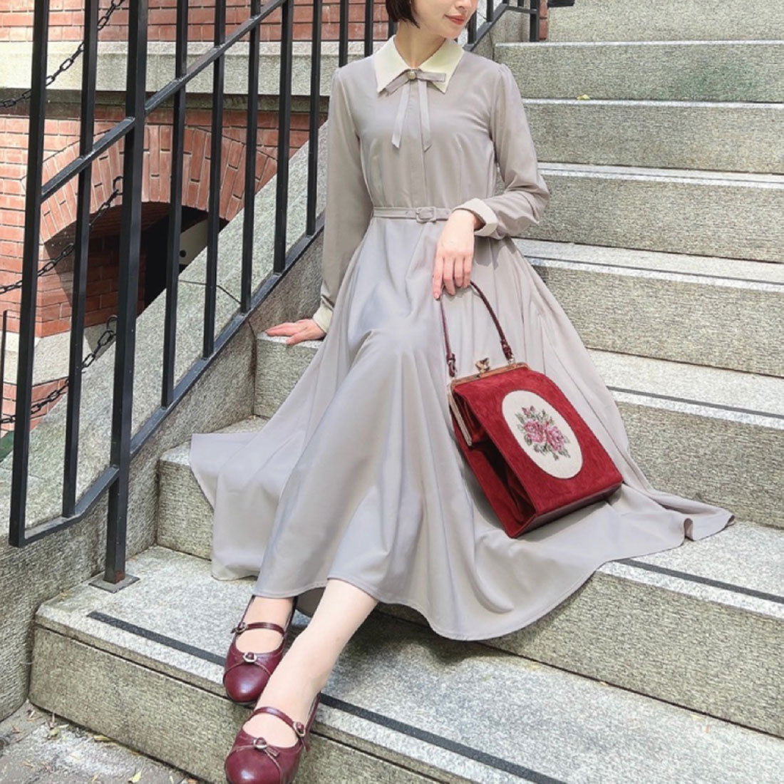 アンアナザーアンジェラス an another angelus 【洗える】リボンタイ付きクレリックサーキュラーワンピース （L/GRAY） L/GRAY