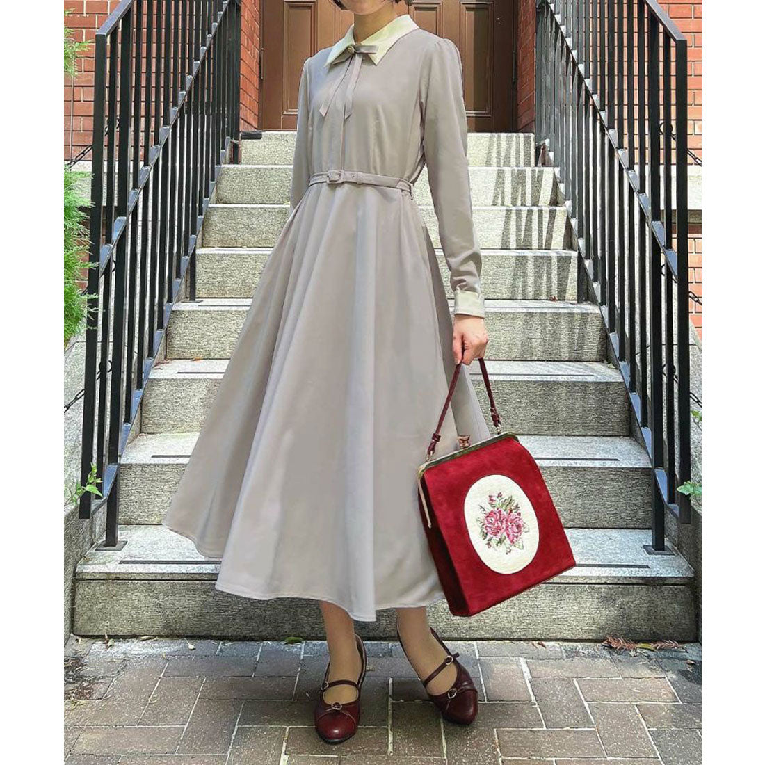 アンアナザーアンジェラス an another angelus 【洗える】リボンタイ付きクレリックサーキュラーワンピース （L/GRAY） L/GRAY