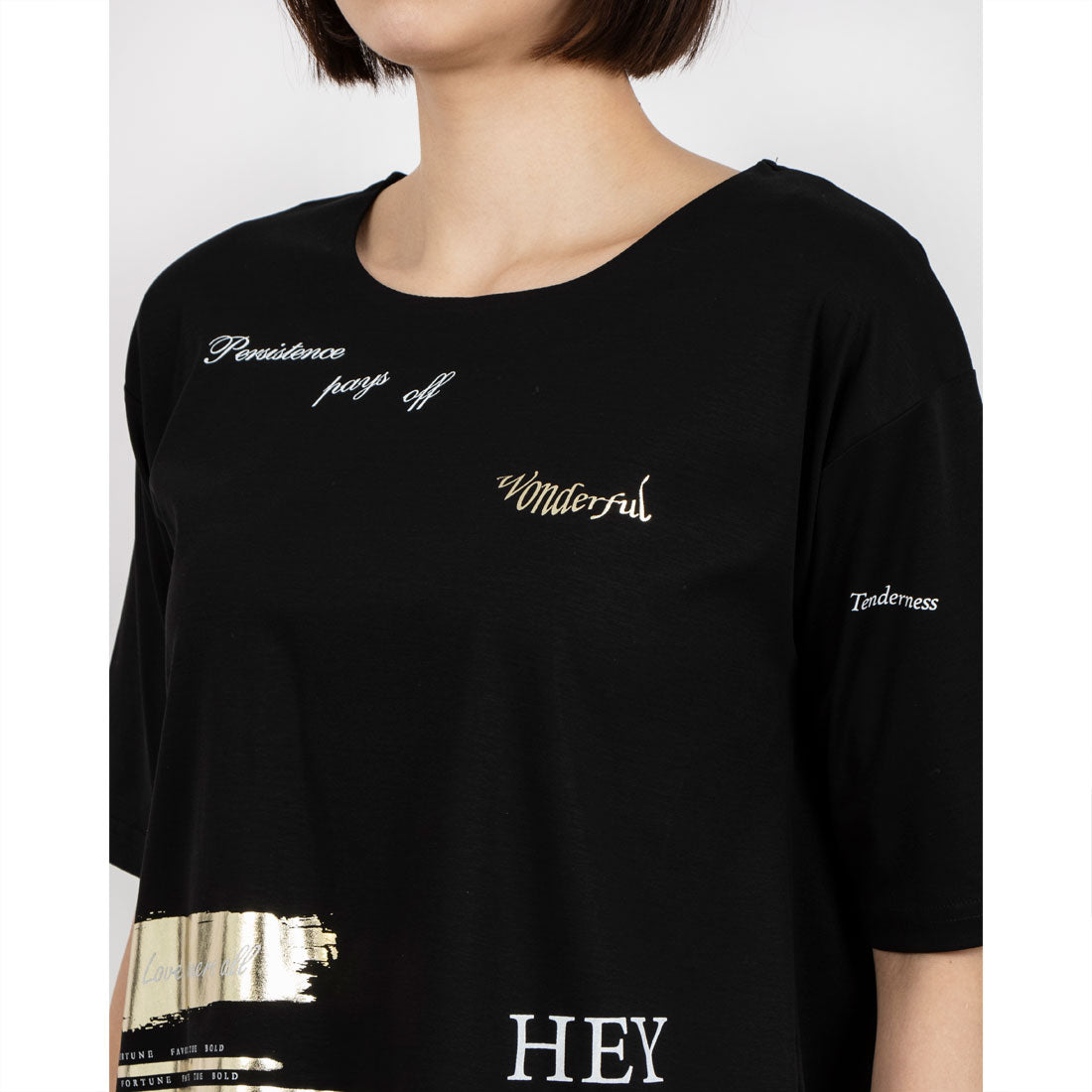 アンナニコラ Anna Nicola ランダムプリント半袖Tシャツ 箔プリントカットソー （ブラック） ブラック