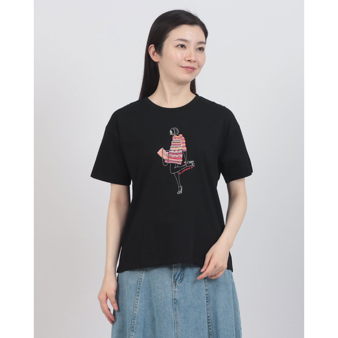 アンナニコラ Anna Nicola モデルモチーフ半袖Tシャツ （ブラック） ブラック