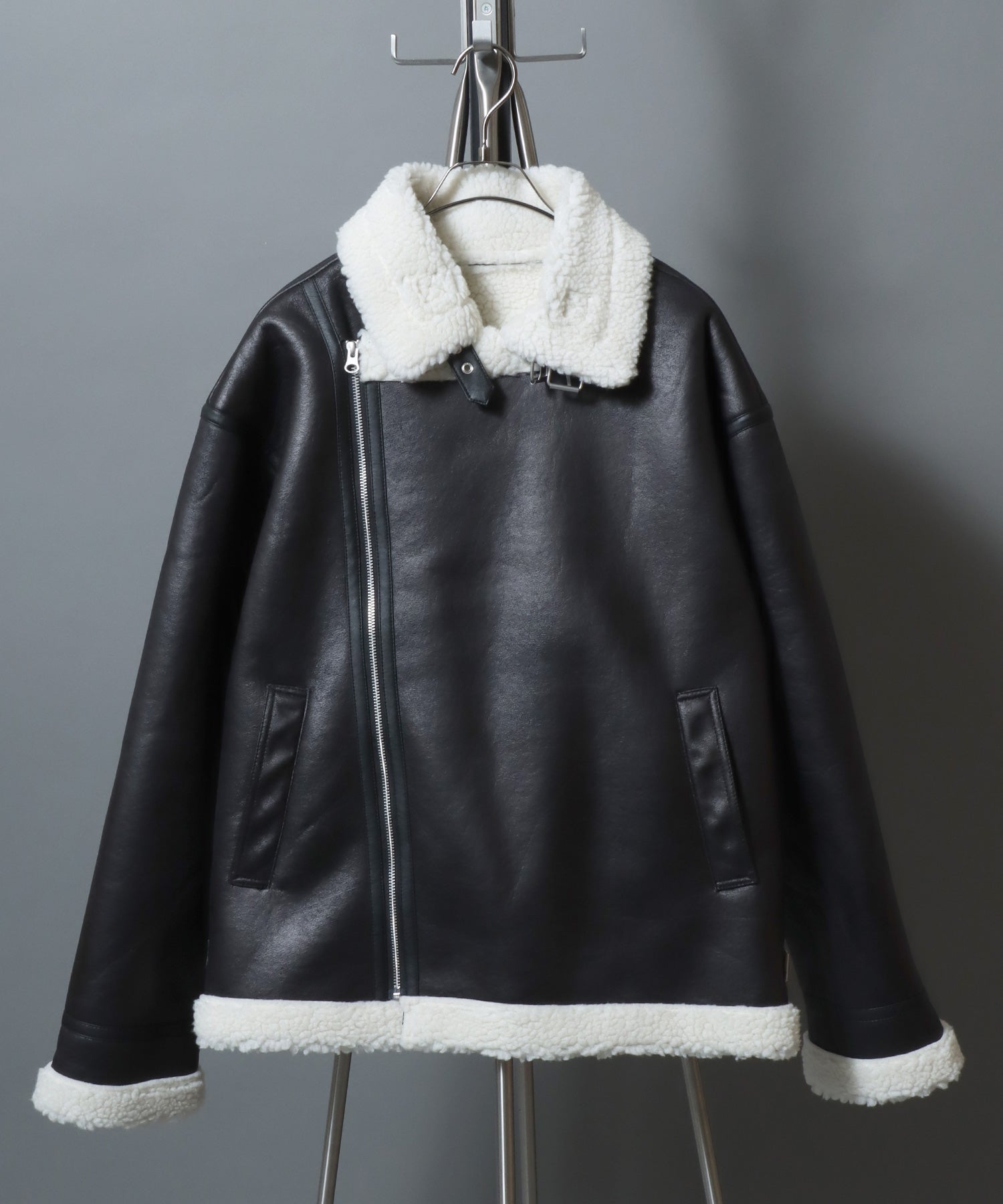 アンパス ANPAS shearling biker jacket/ フェイクムートン 裏ボア ダブルライダース ジャケット メンズ レディース アウター （ブラック系その他） ブラック系その他