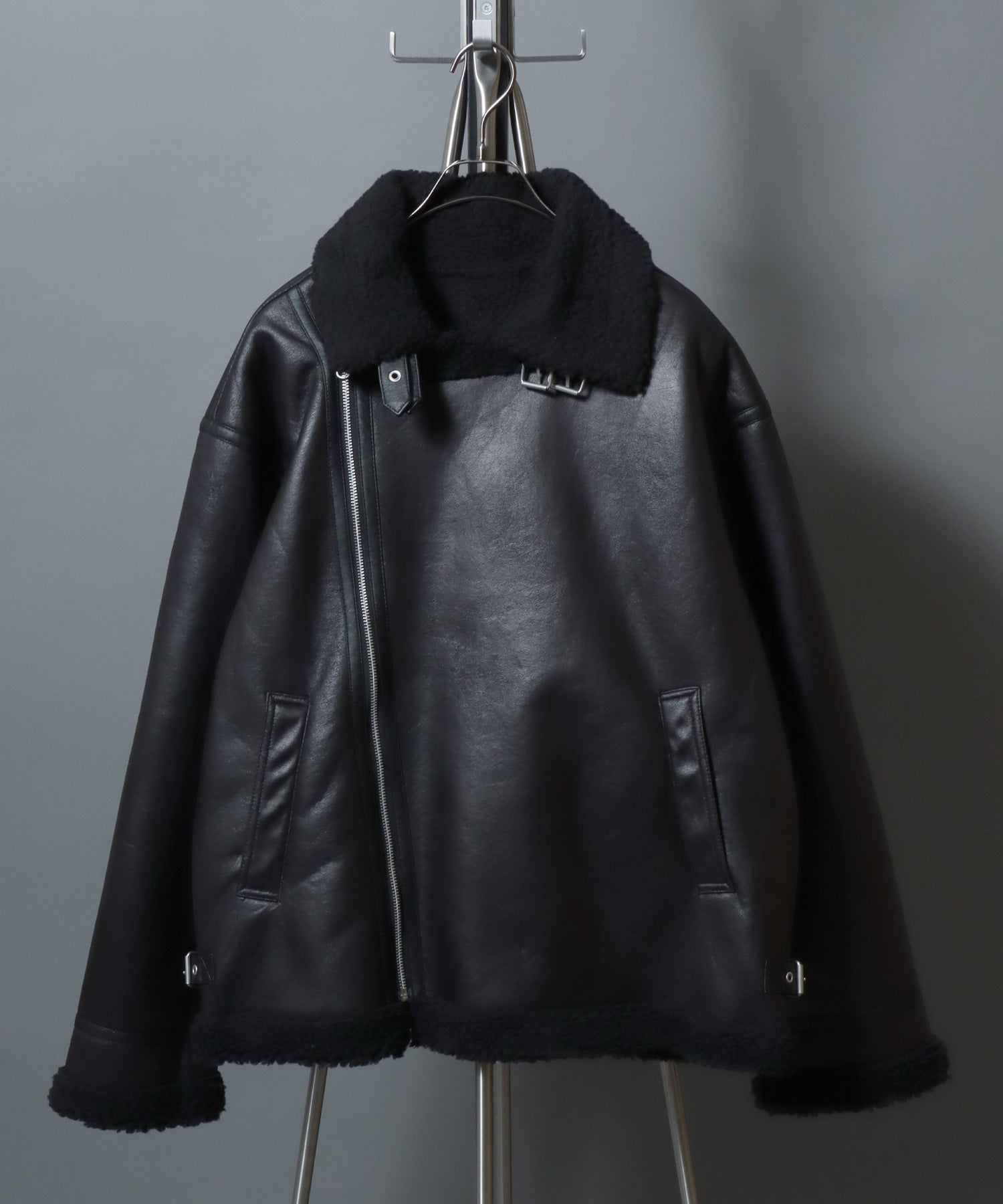 アンパス ANPAS shearling biker jacket/ フェイクムートン 裏ボア ダブルライダース ジャケット メンズ レディース アウター （ブラック系その他） ブラック系その他