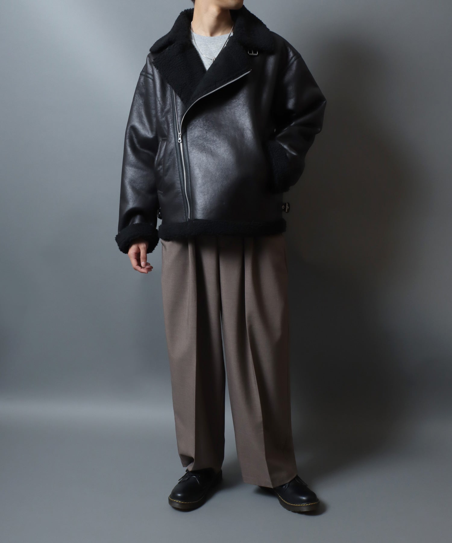 アンパス ANPAS shearling biker jacket/ フェイクムートン 裏ボア ダブルライダース ジャケット メンズ レディース アウター （ブラック系その他） ブラック系その他
