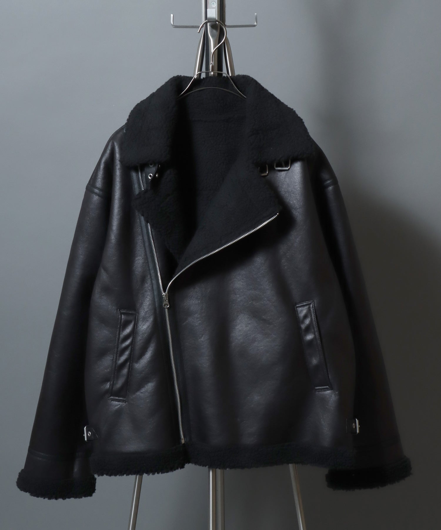 アンパス ANPAS shearling biker jacket/ フェイクムートン 裏ボア ダブルライダース ジャケット メンズ レディース アウター （ブラック） ブラック