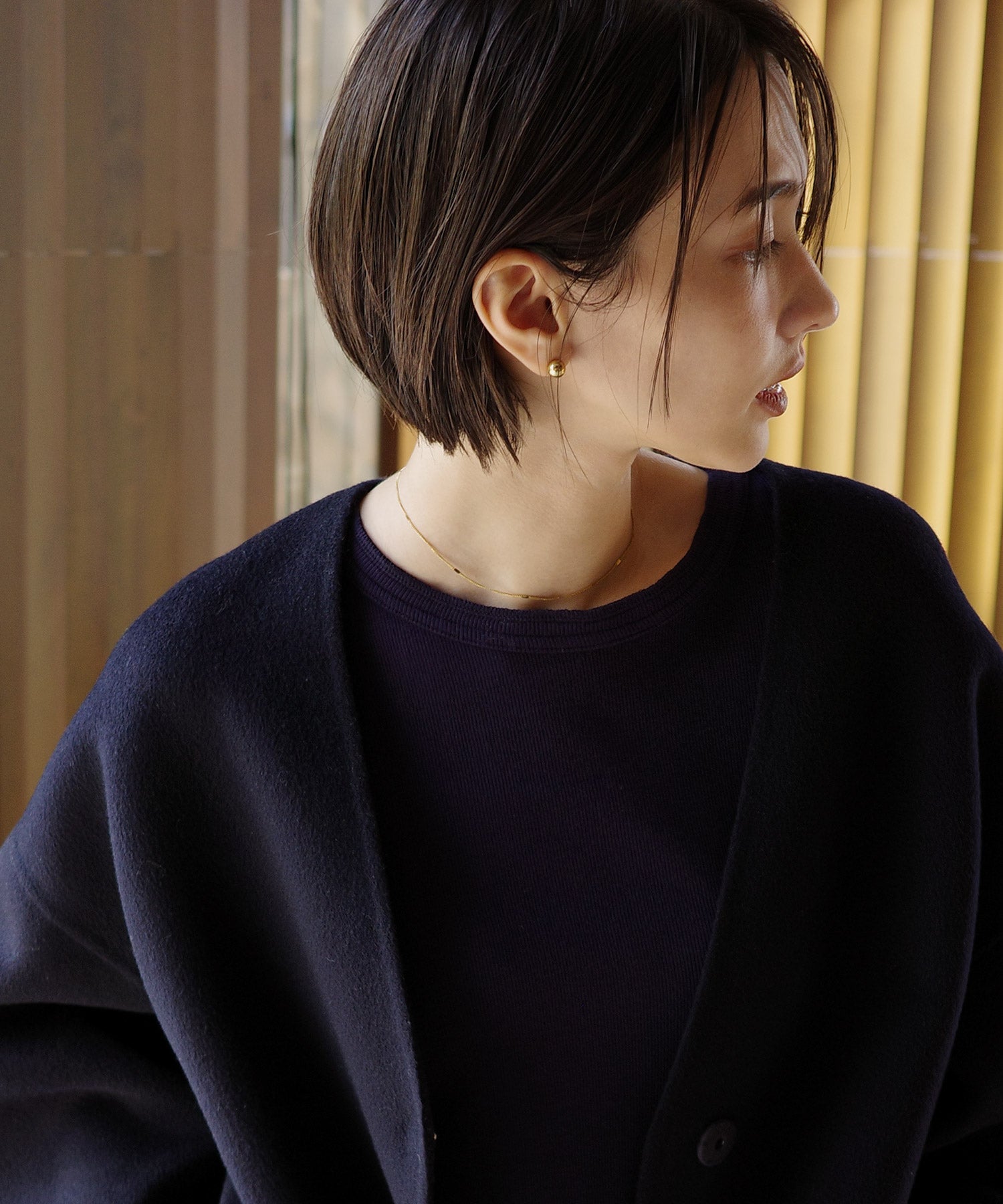 アンドミー andme 【金属アレルギー対応】 ボールピアス evernavy エバーネイビー （ゴールド） ゴールド