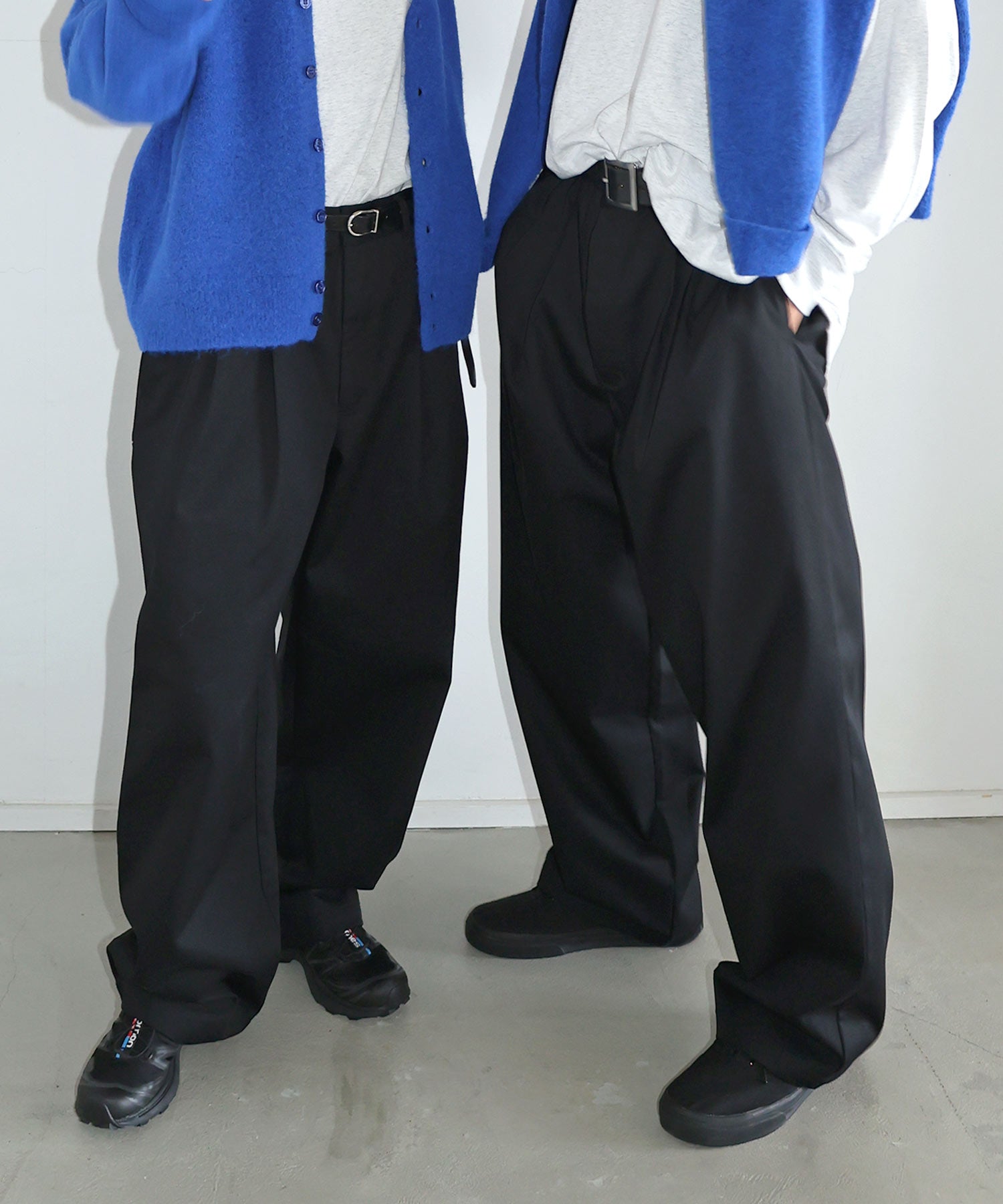 アンドミー andme TCツイル 2タック テーパード ロング パンツ,ブラック
