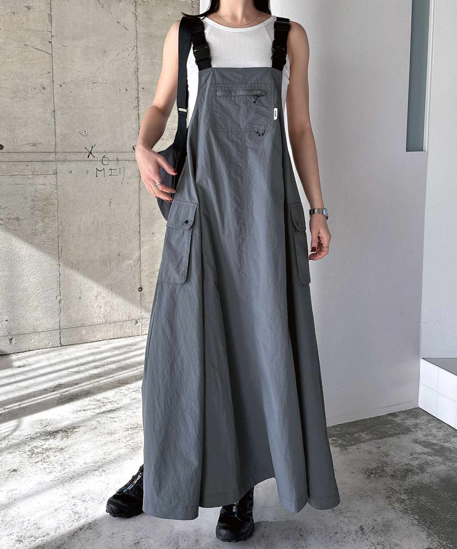 andme Multi-functional Nylon Jumper Skirt