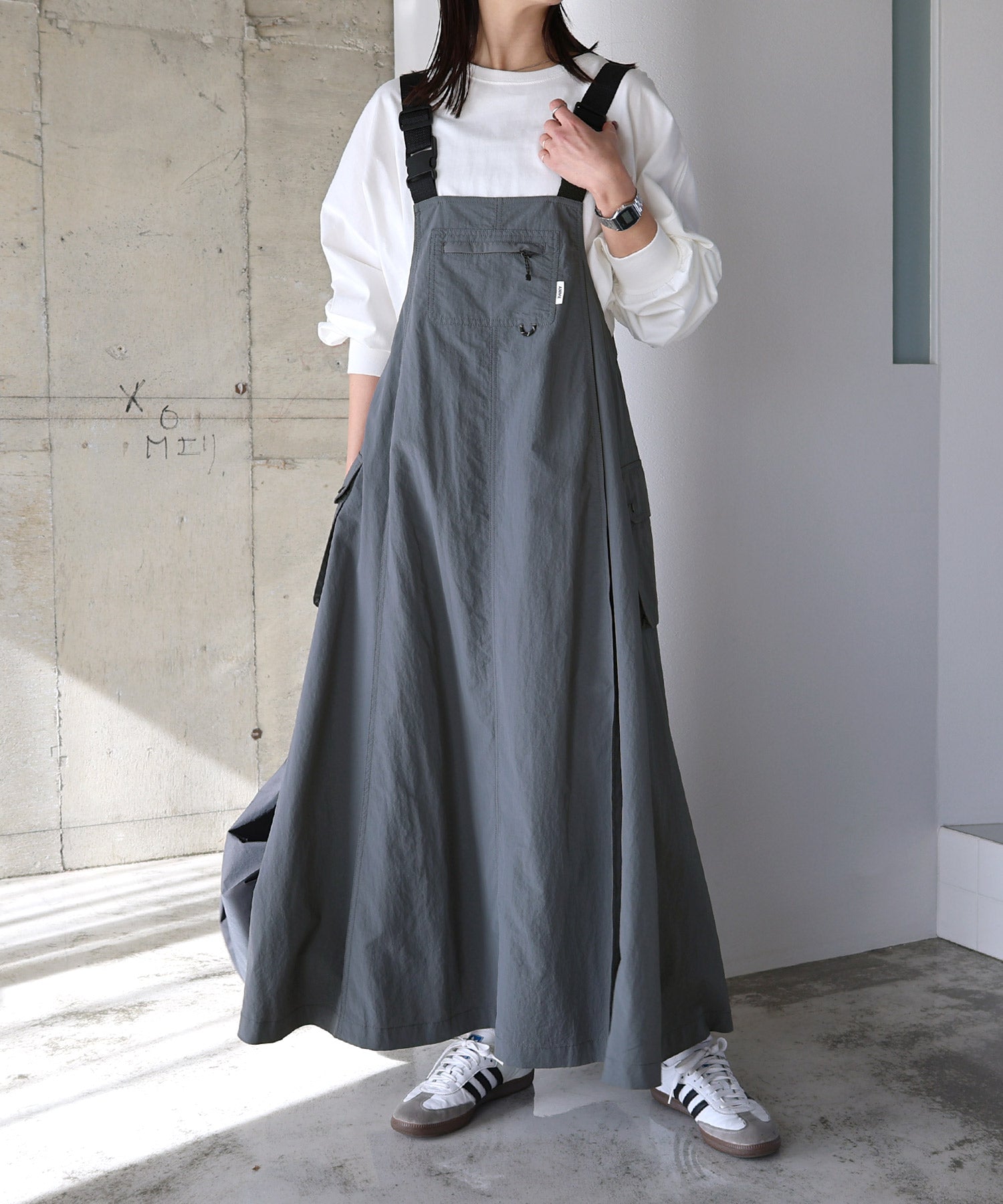 andme Multi-functional Nylon Jumper Skirt