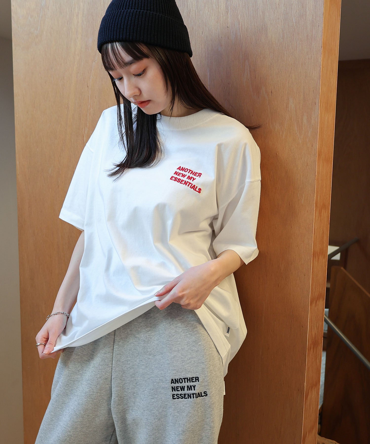 アンドミー andme ANME エンブロイダリー ロゴ 半袖 Tシャツ （オフホワイト×レッド） オフホワイト×レッド