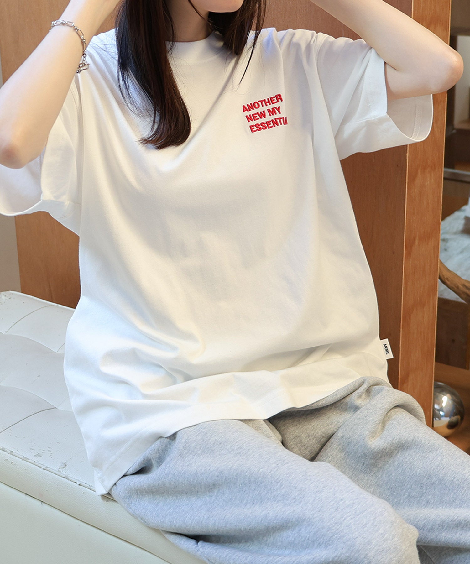 アンドミー andme ANME エンブロイダリー ロゴ 半袖 Tシャツ （オフホワイト×レッド） オフホワイト×レッド