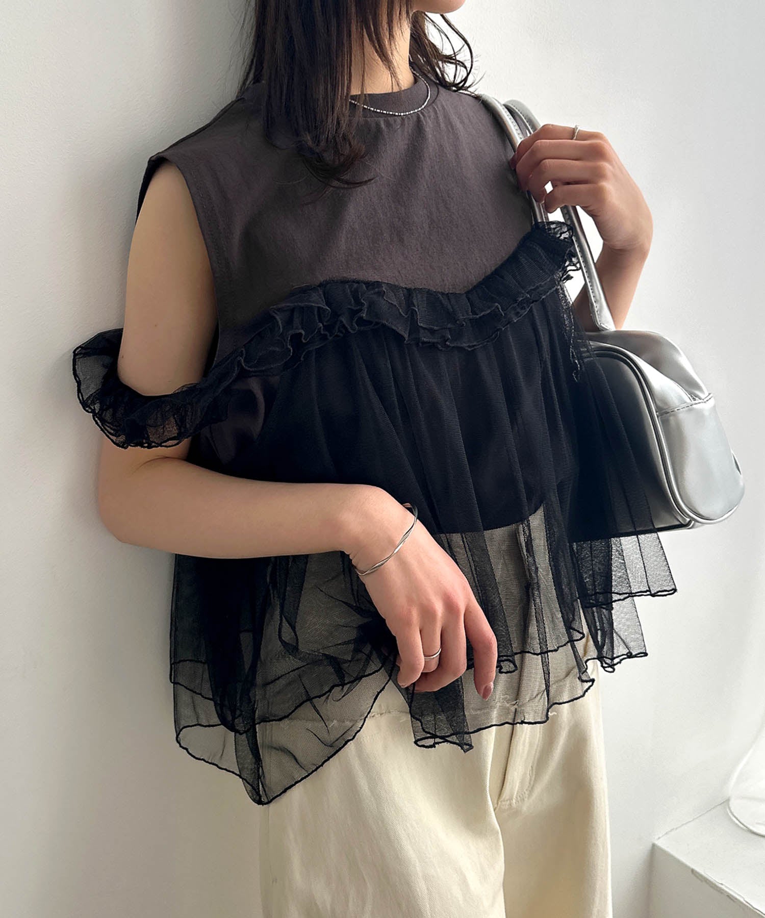 アンドミー andme ビスチェ風 チュール シアー ノースリーブ トップス （チャコールグレー） チャコールグレー