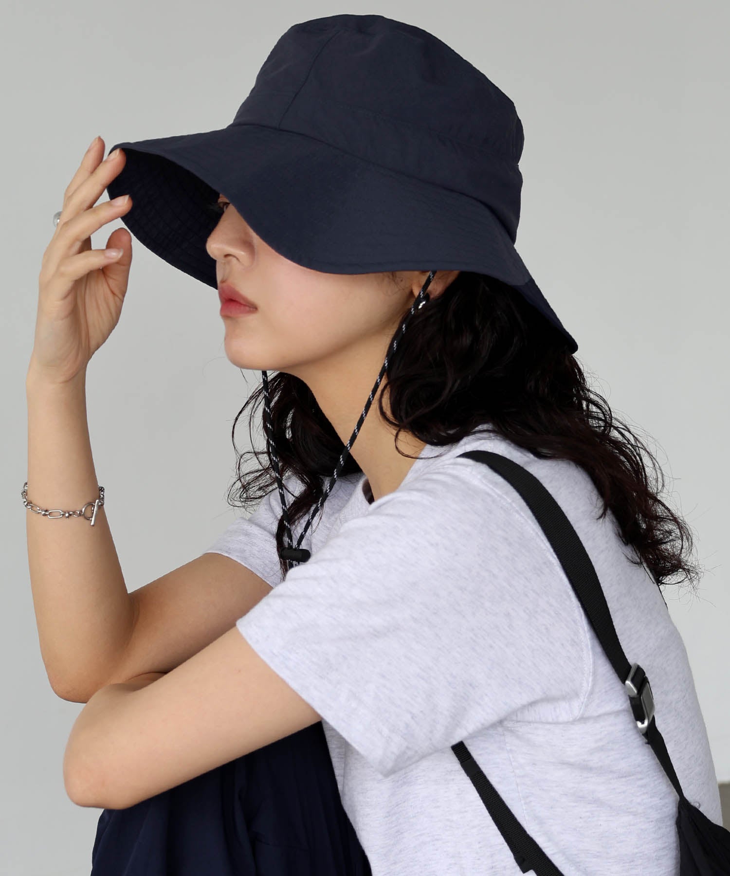 アンドミー andme 接触冷感 UVカット (UPF50＋) 撥水加工 ナイロン ハット （ネイビー） ネイビー