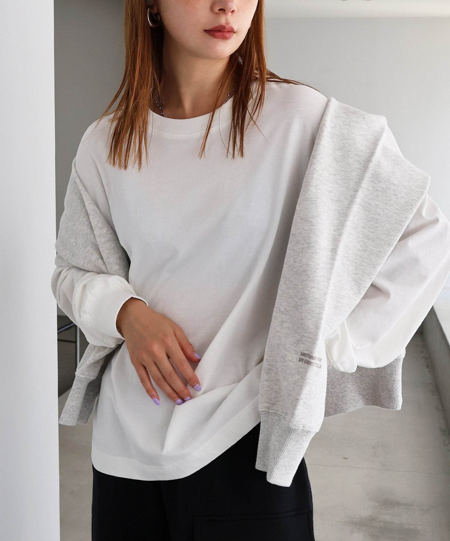 アンドミー andme オーバーサイズ 長袖 Tシャツ （オフホワイト） オフホワイト