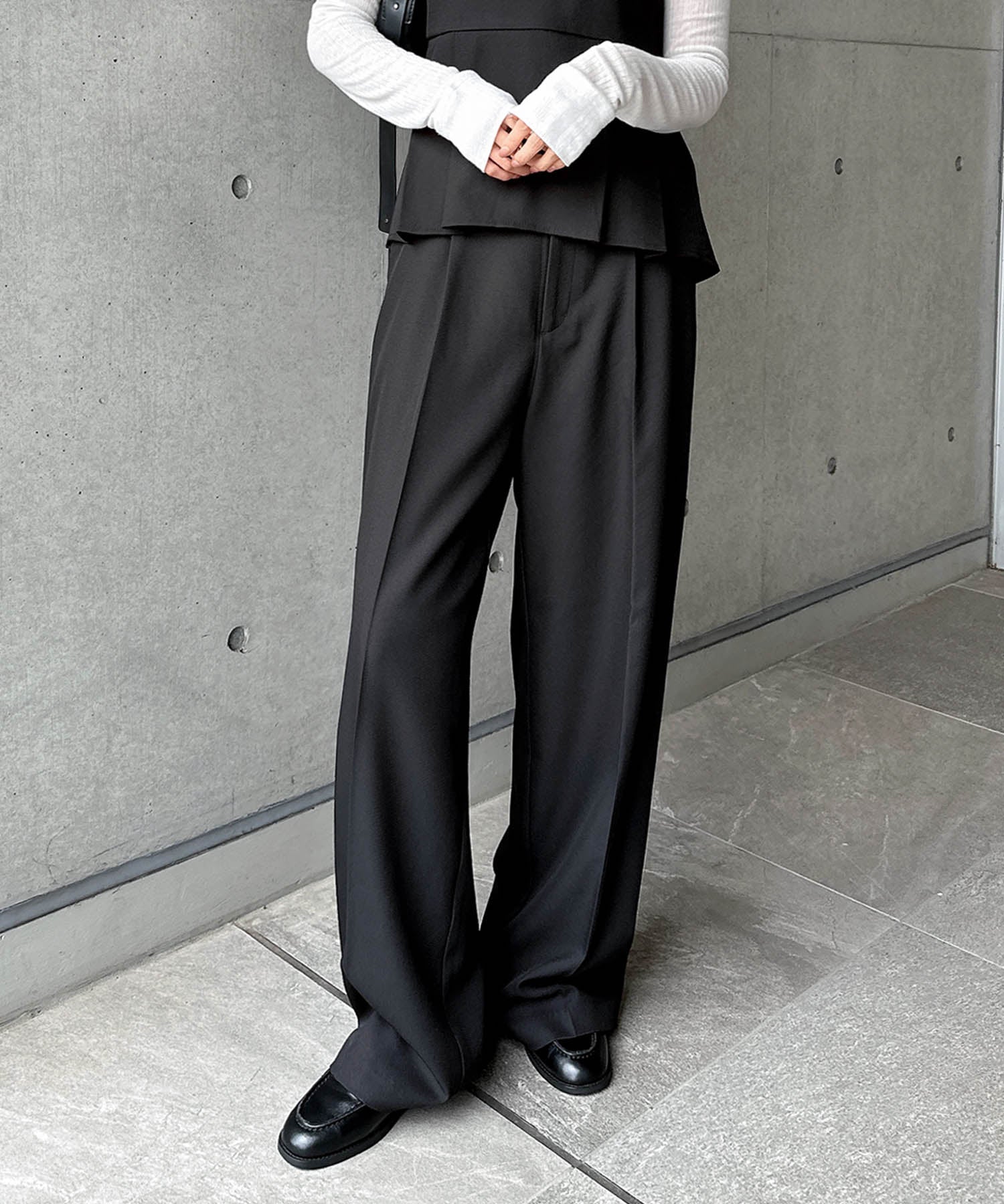アンドミー andme タック ワイド ロング パンツ （ブラック） ブラック