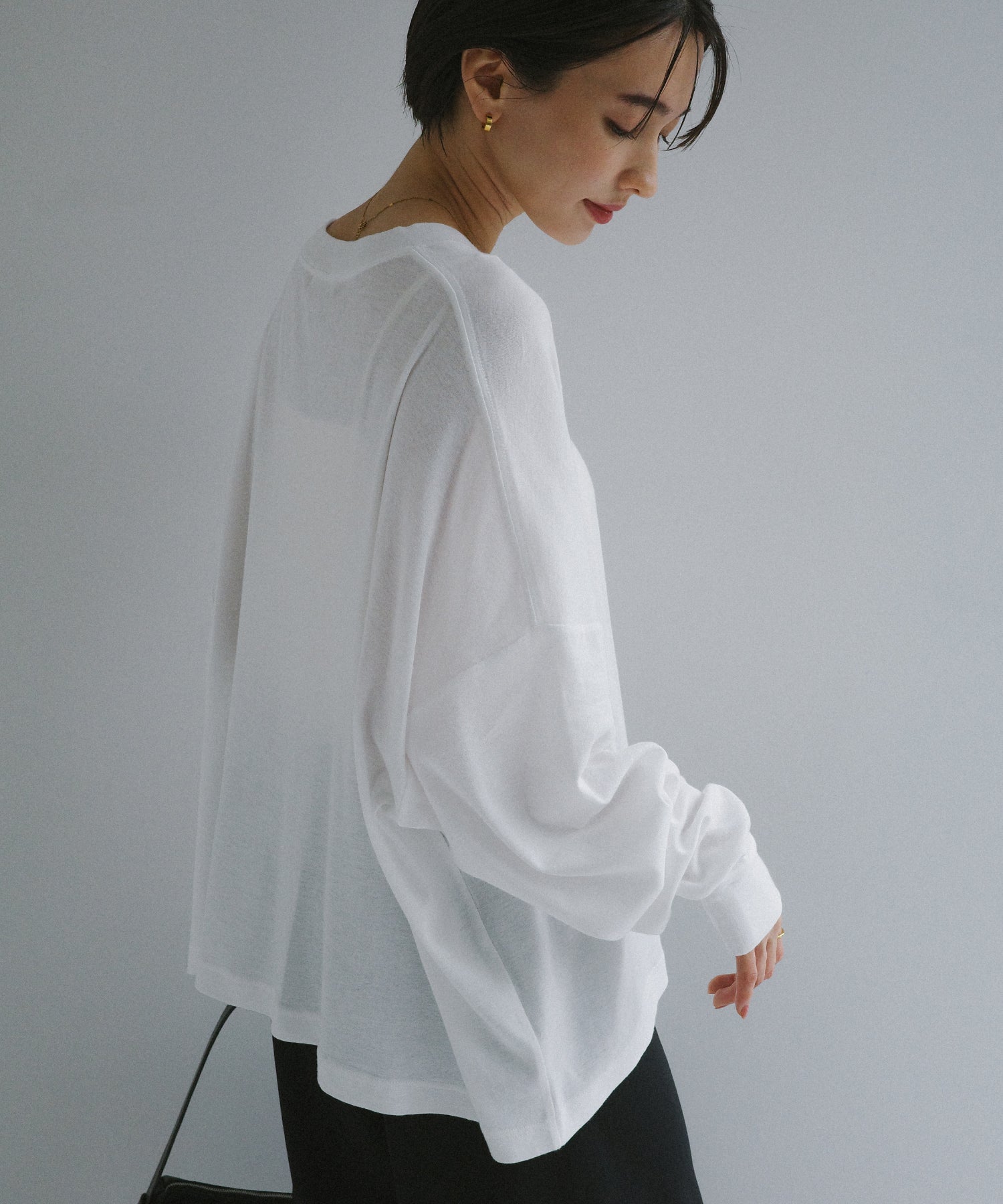 アンドミー andme ソフトフライス 長袖 Tシャツ 《ミドル丈/ロング丈 》 （オフホワイト） オフホワイト