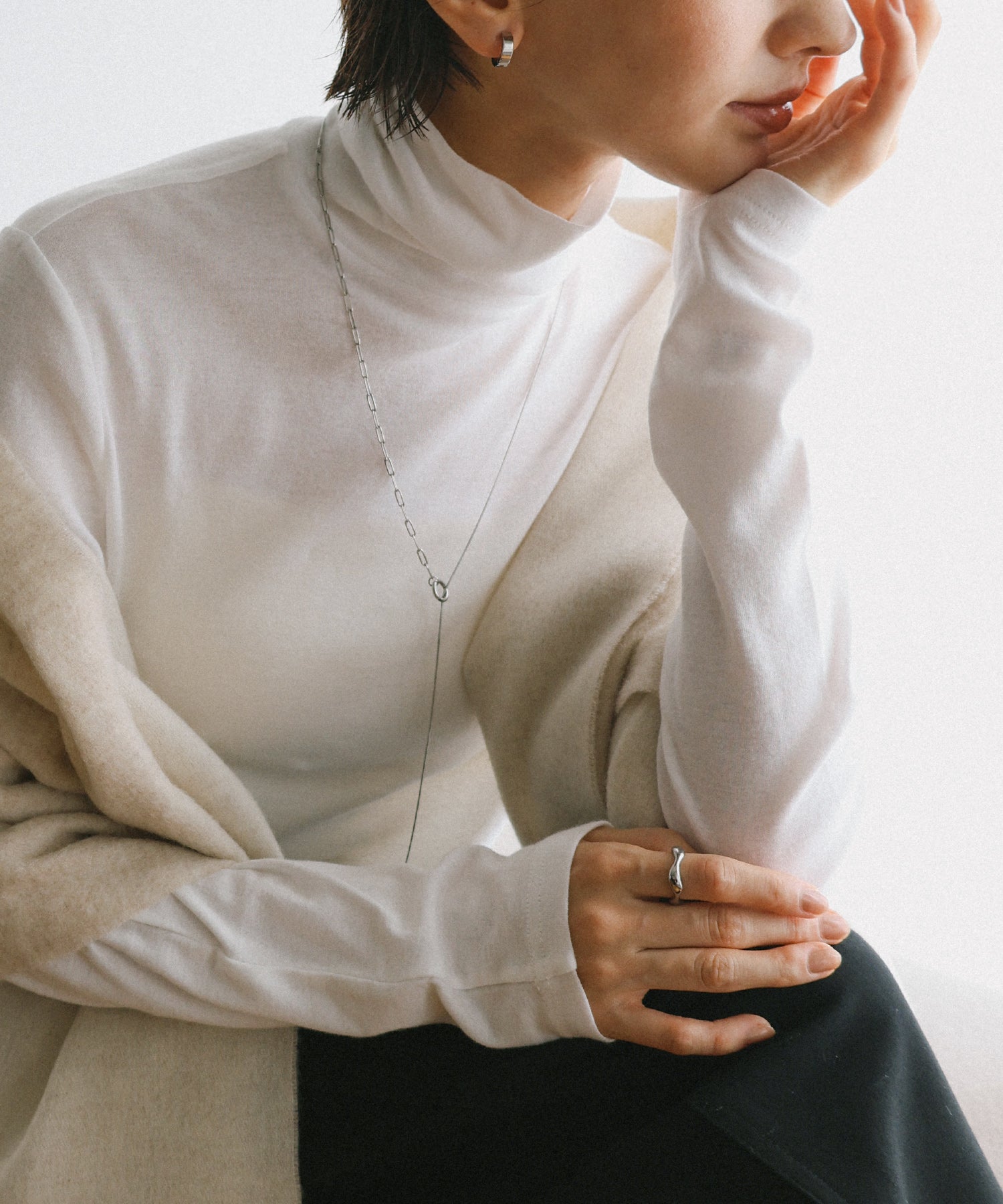 アンドミー andme ソフトフライス 長袖 Tシャツ《タートルネック 》 （オフホワイト） オフホワイト