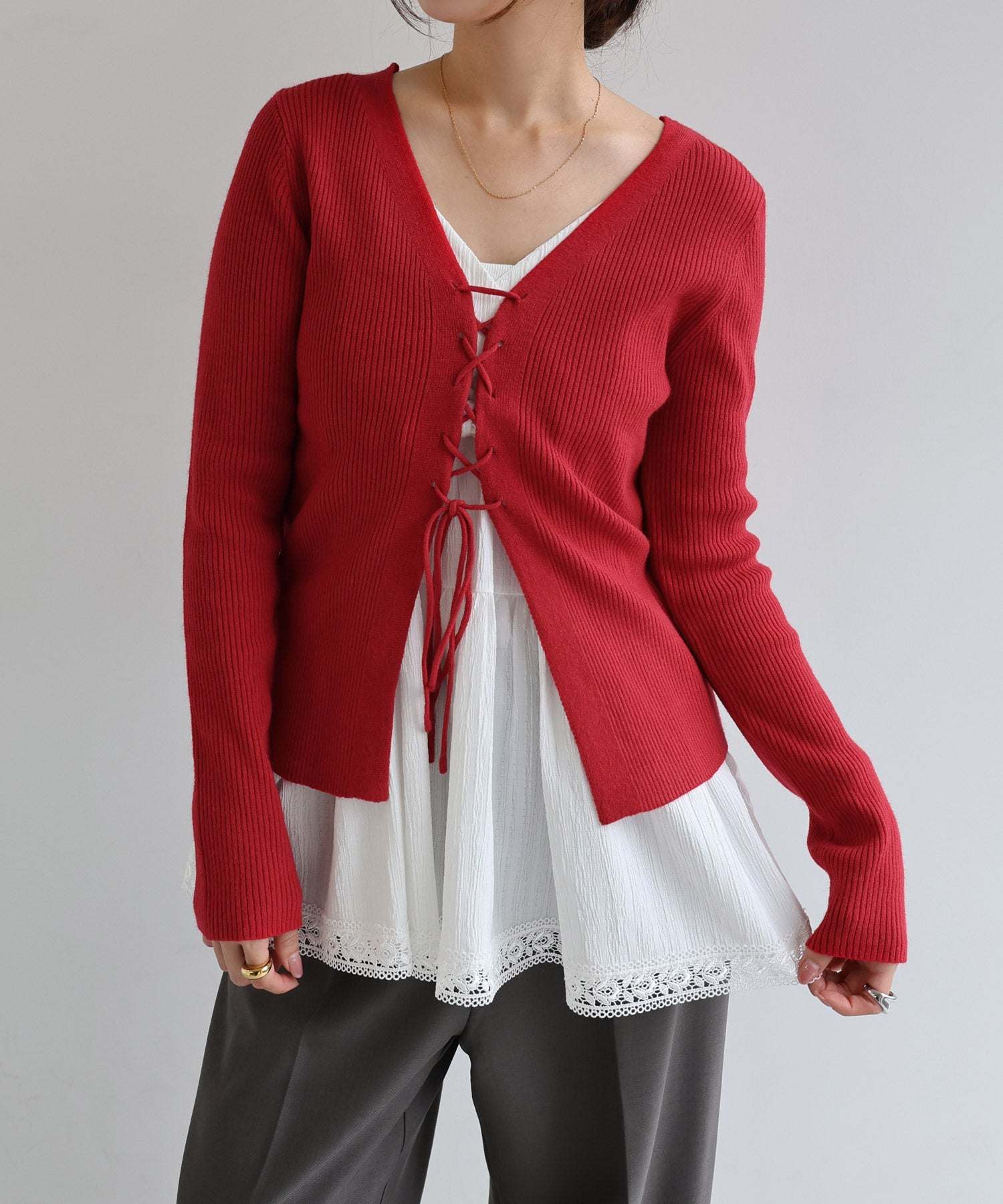 アンドミー andme レースアップ リボン 2way リブ ニット トップス （レッド） レッド