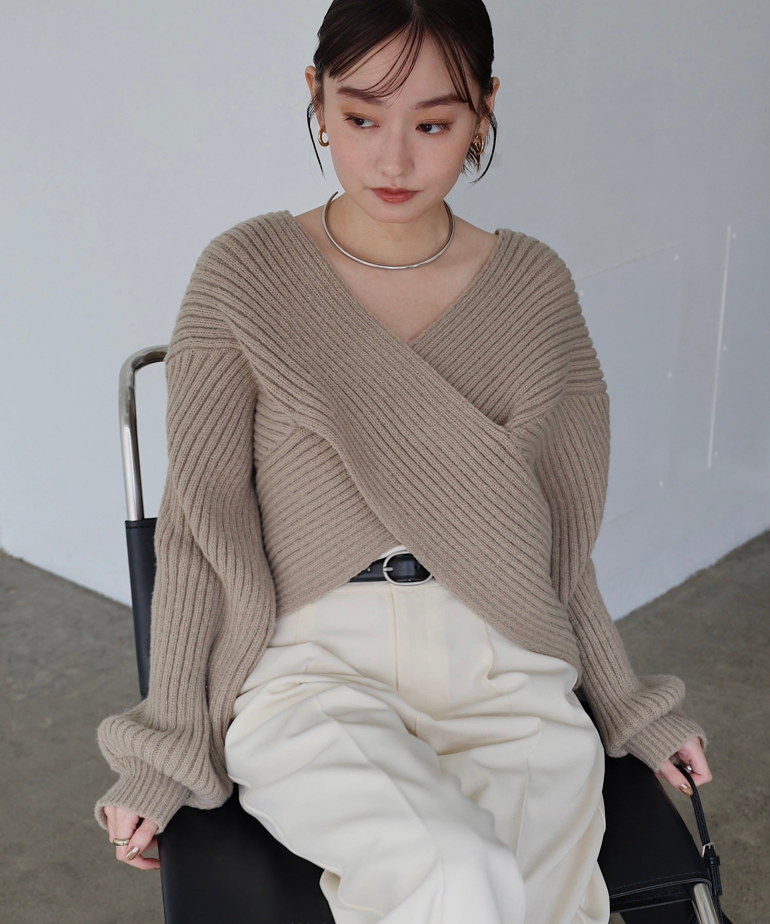 アンドミー andme クロスデザイン 2way リブ ニット トップス （グレージュ） グレージュ