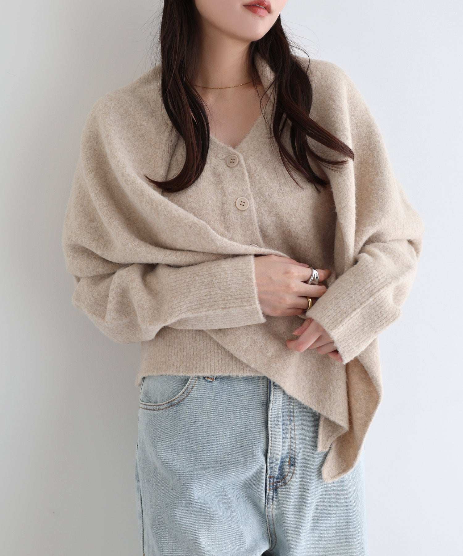 アンドミー andme 同色 ストール付き リボン 刺繍 ニット カーディガン （ベージュ） ベージュ