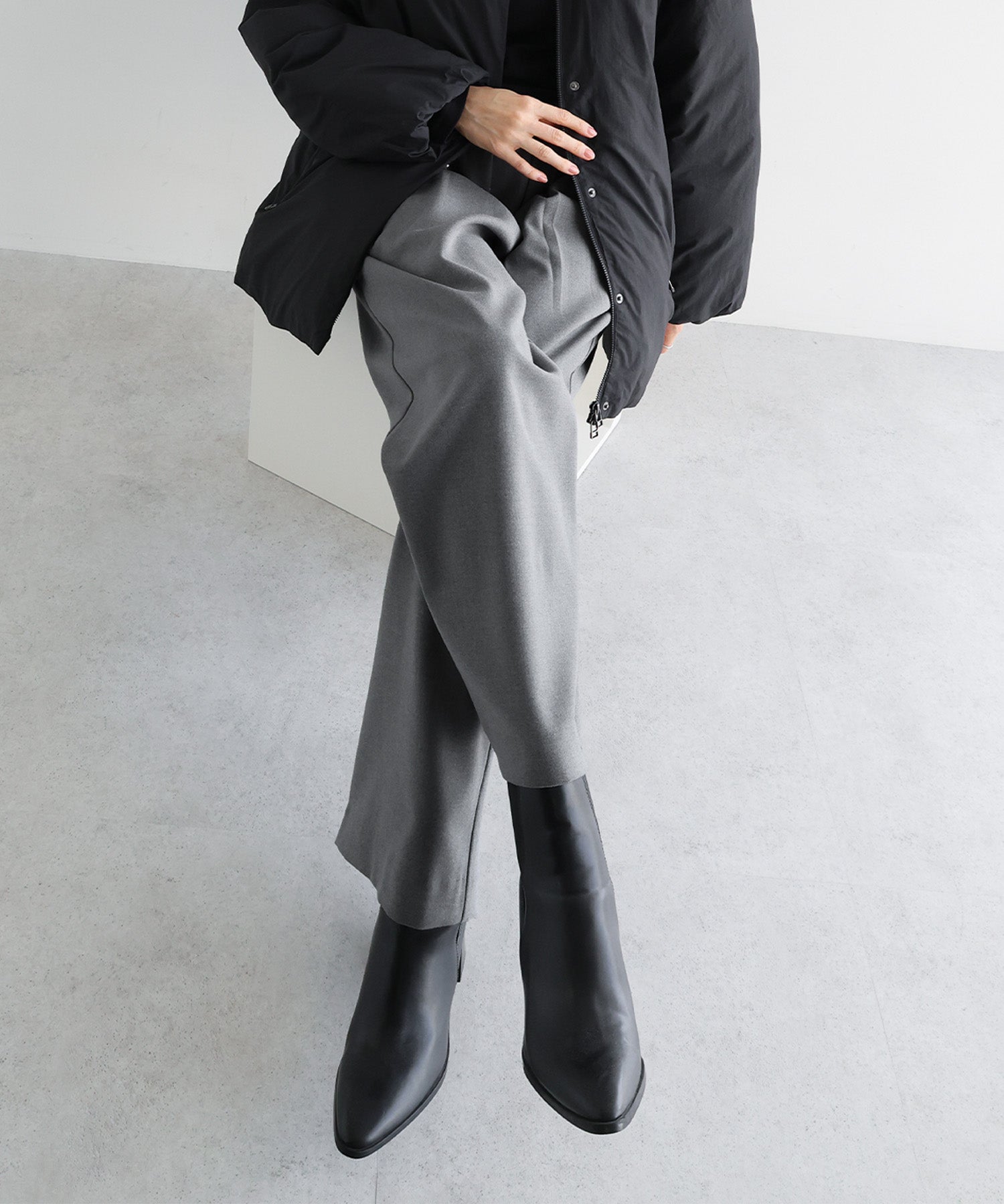 アンドミー andme ウール混 タック ワイド パンツ （グレー） グレー