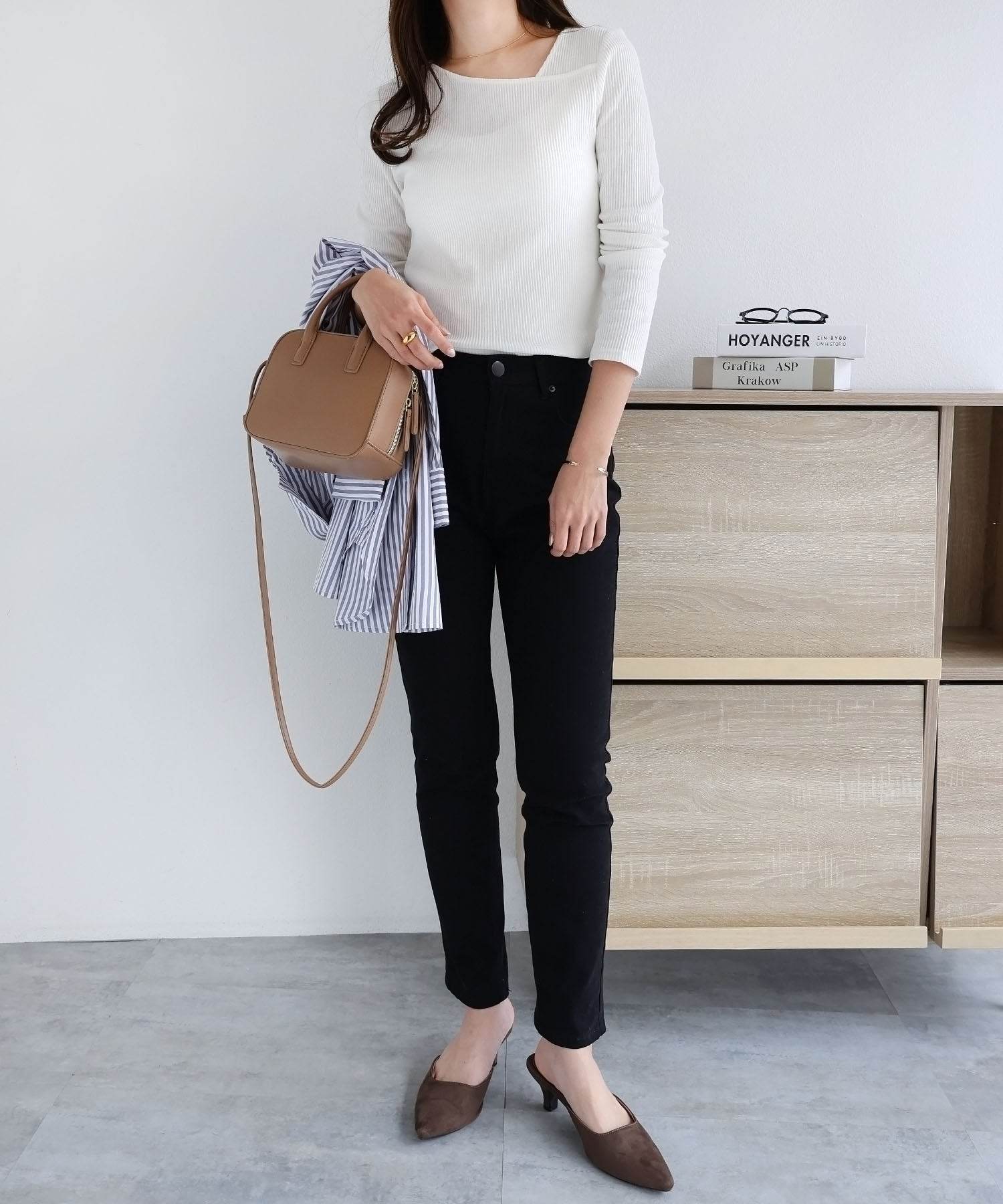 アンドミー andme テレコリブ長袖アシメネックTシャツ （オフホワイト） オフホワイト