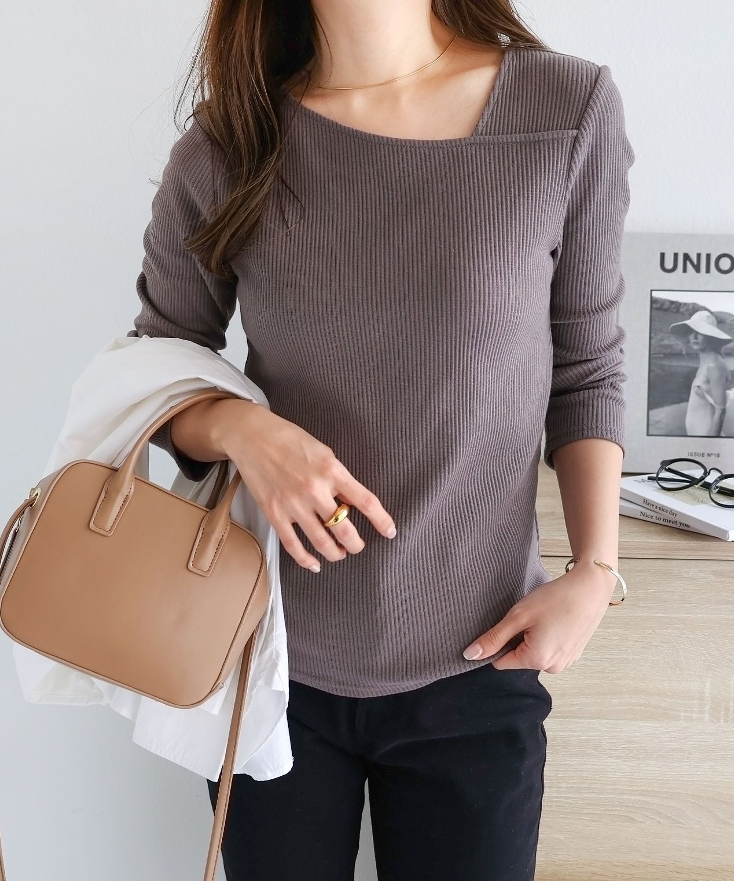 アンドミー andme テレコリブ長袖アシメネックTシャツ （チャコールグレー） チャコールグレー