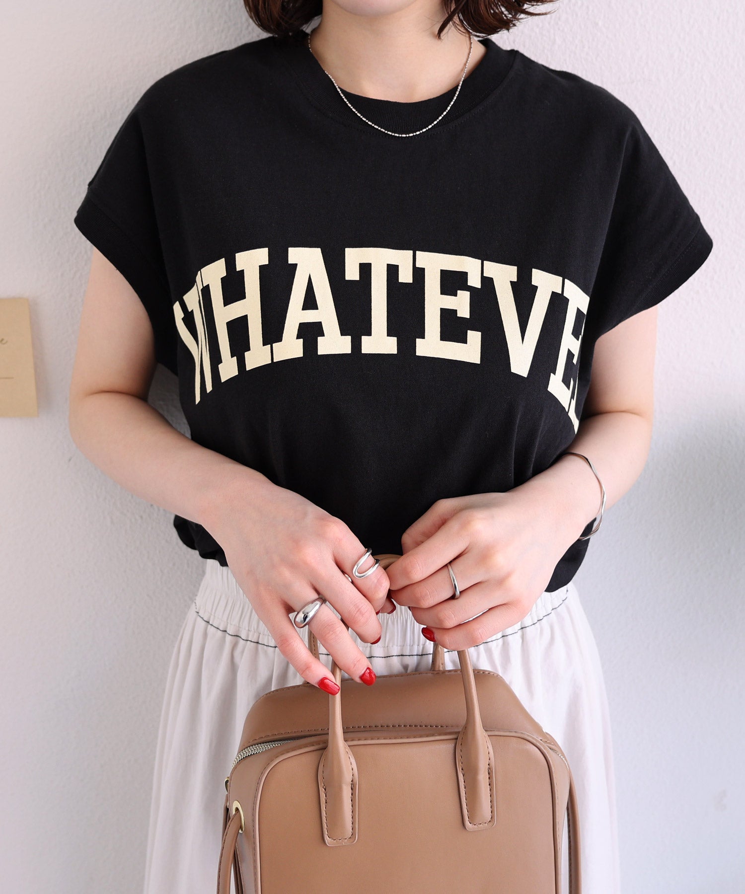 アンドミー andme コットン天竺フレンチスリーブロゴプリント裾ラウンドTシャツ トップス