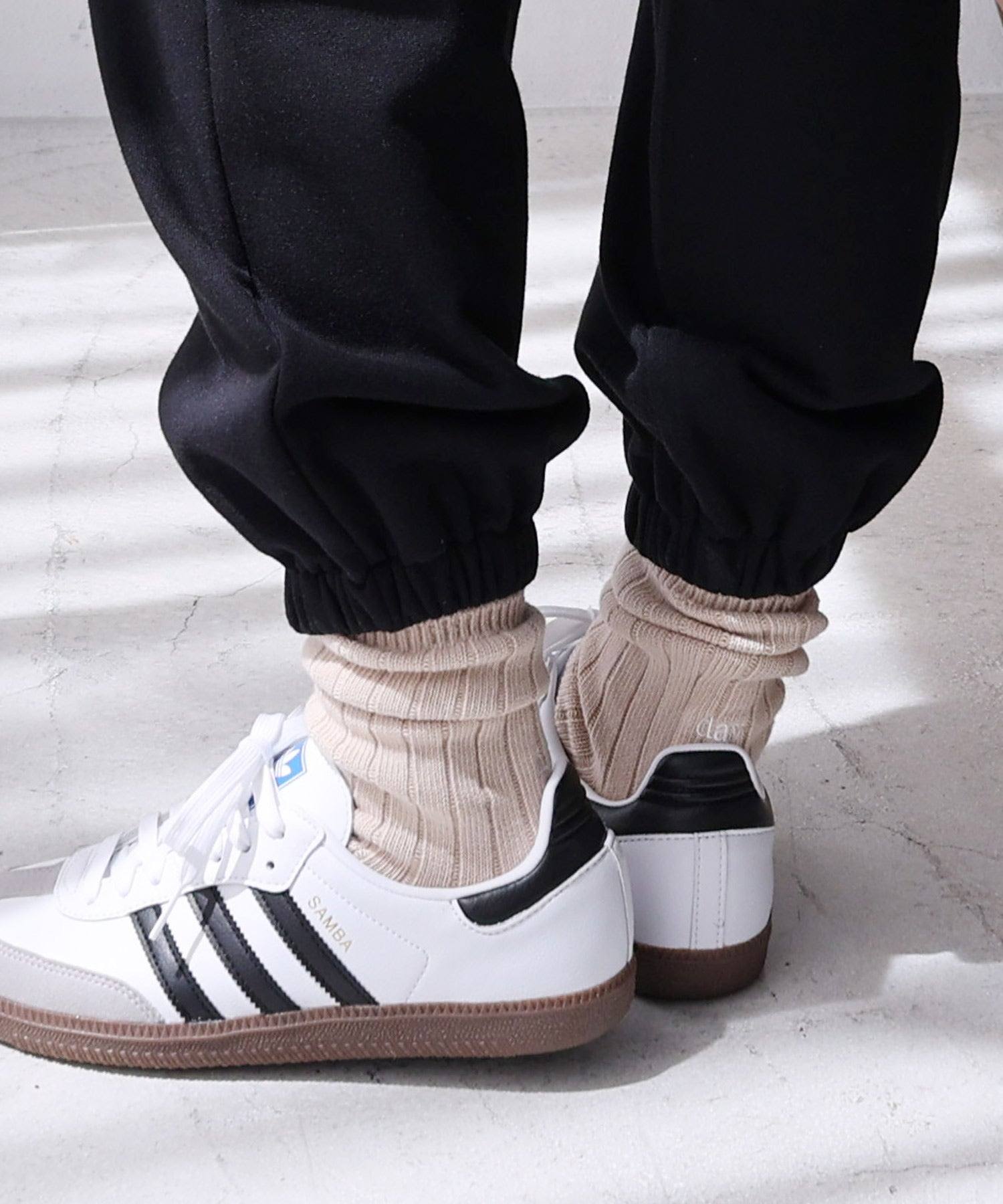 andme logo embroidered ribbed socks