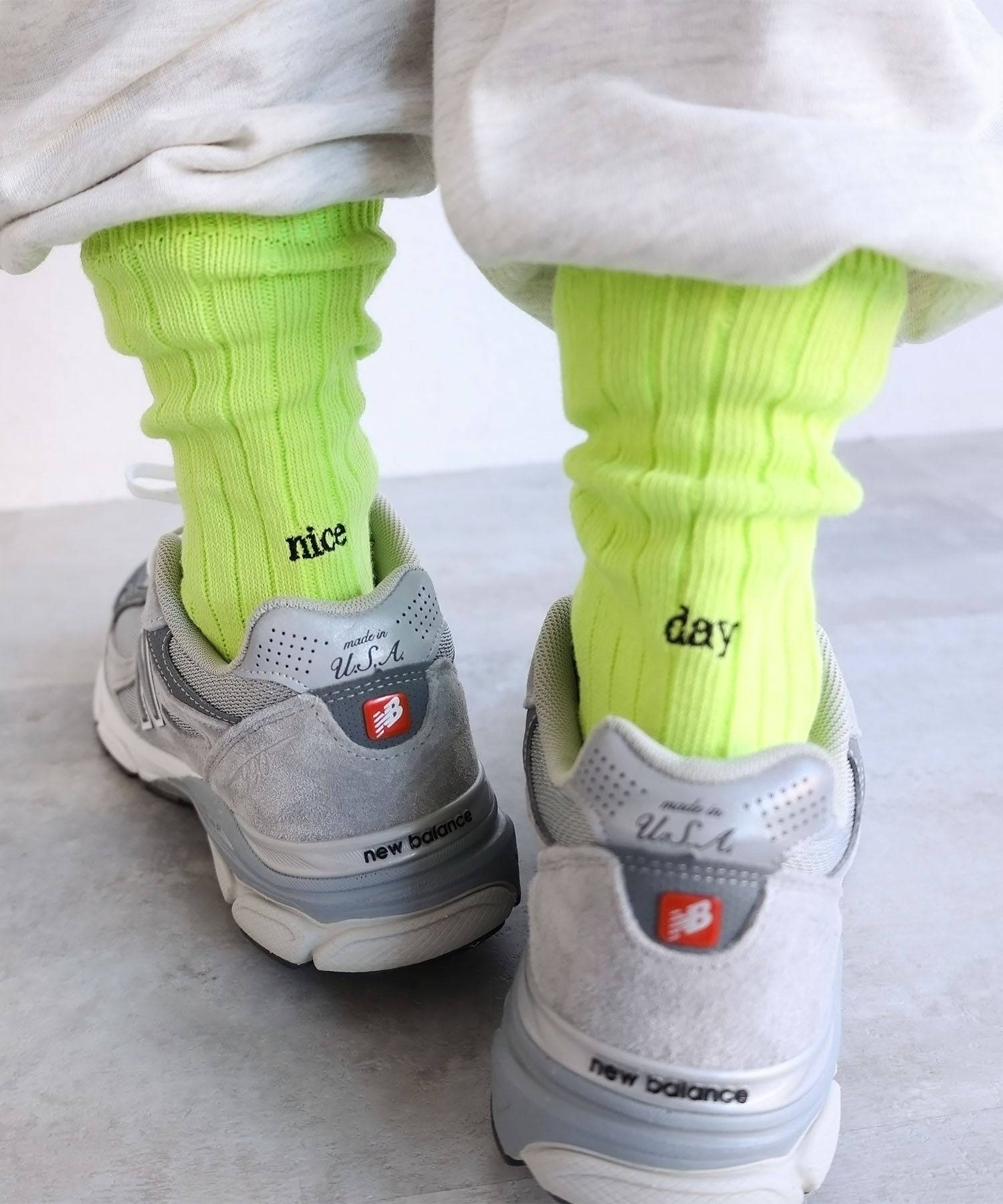 andme logo embroidered ribbed socks