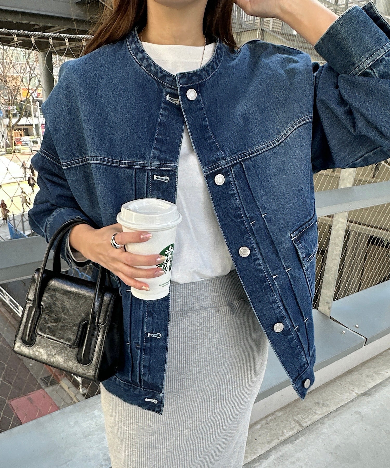 アンドミー andme オーバーサイズ ノーカラー デニム ツイル ジャケット