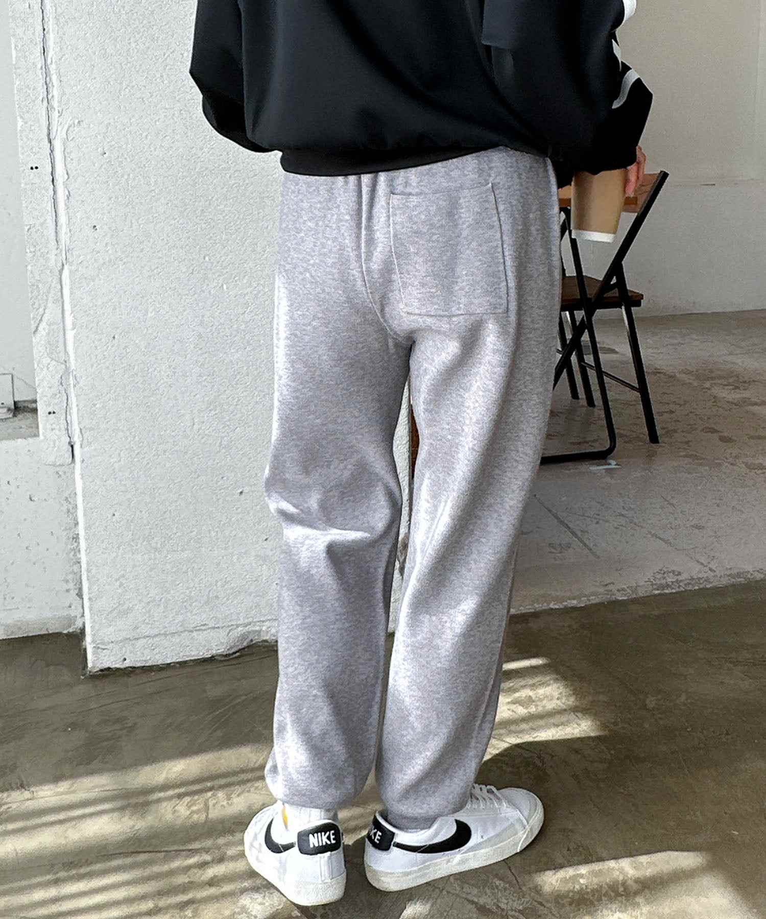アンドミー andme ストレッチ ジョガー ニットパンツ,グレー