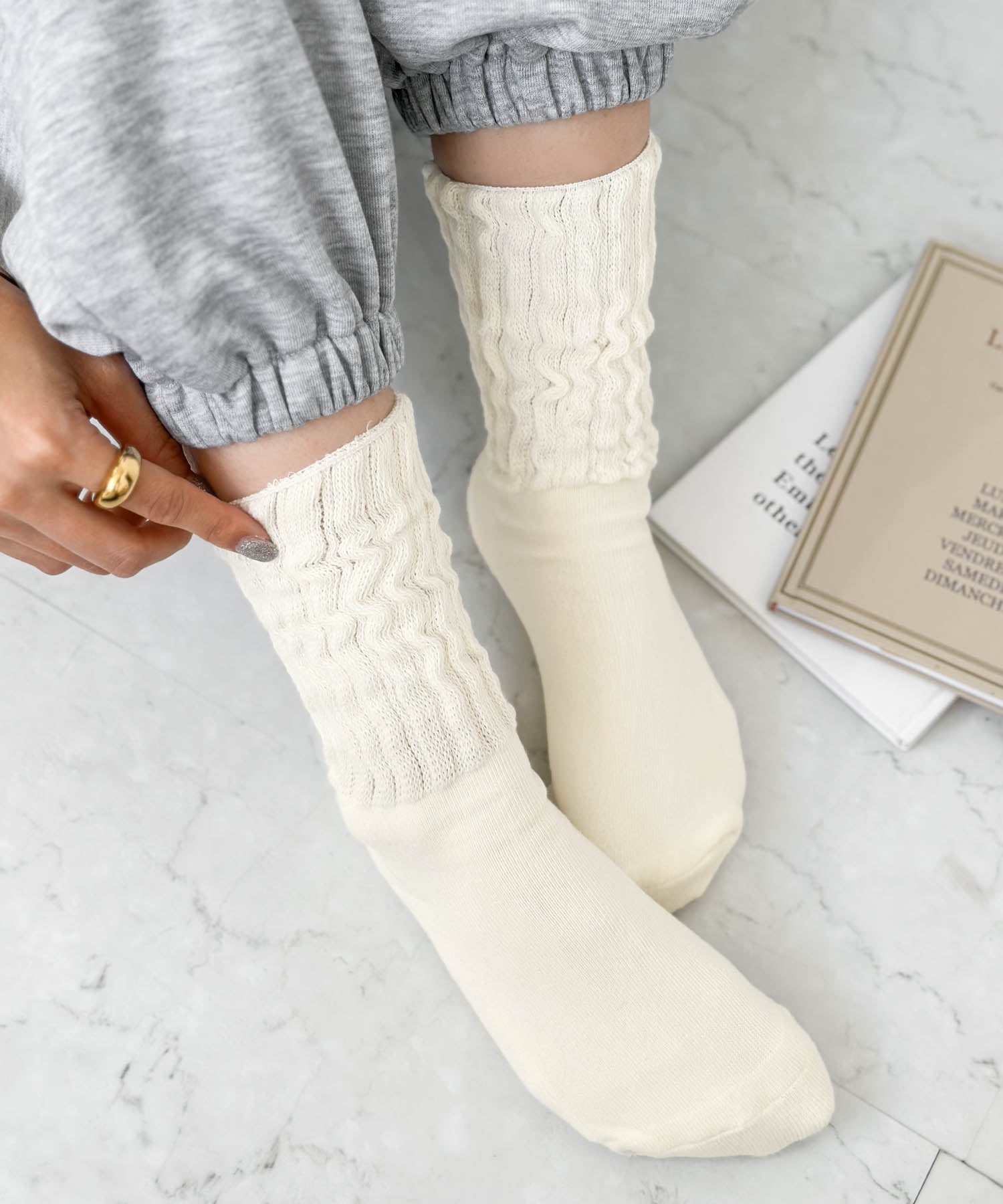 andme Cotton Blend Crinkled Ribbed Socks