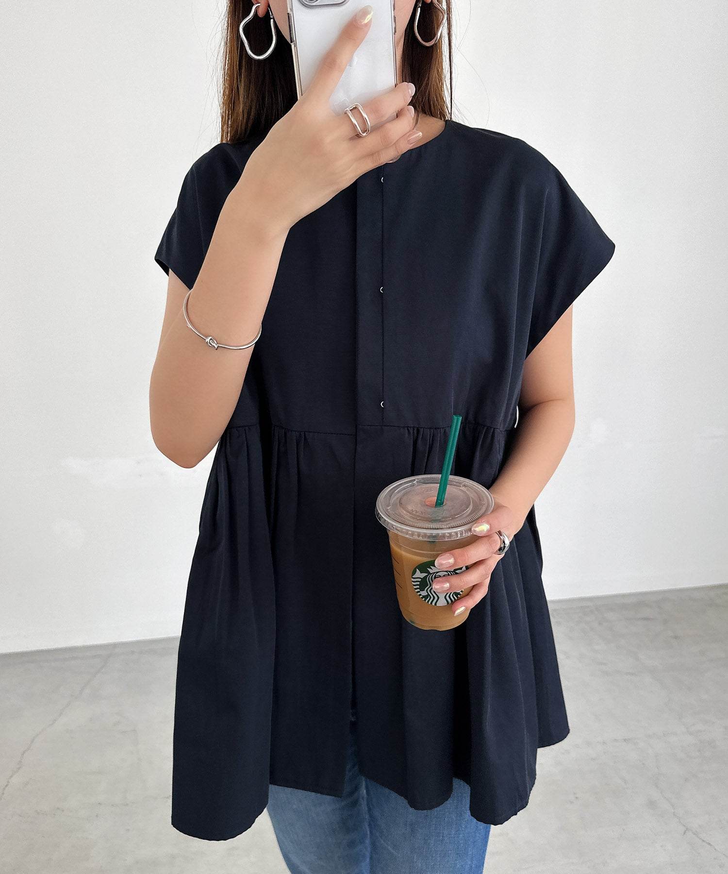 アンドミー andme ペプラム ジレ