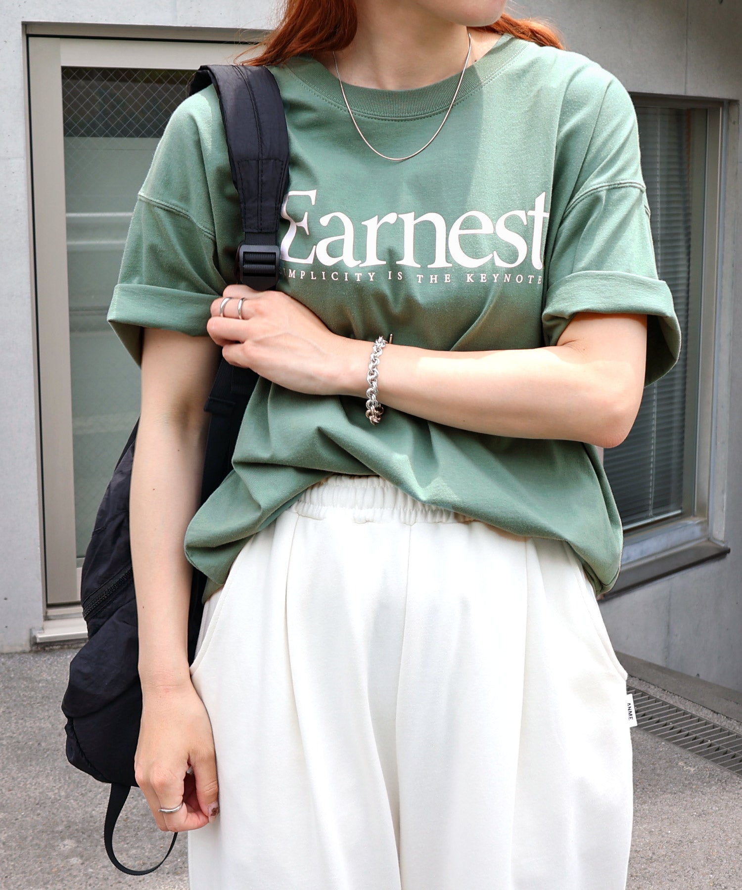 アンドミー andme Earnest ロゴプリント 半袖 Tシャツ （グリーン） グリーン