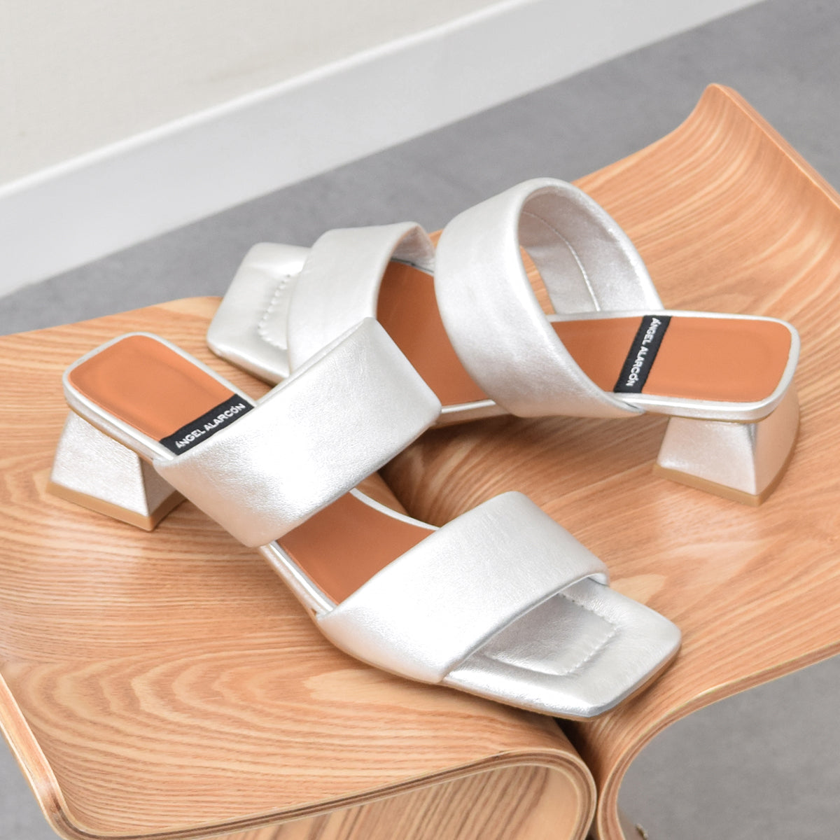シューズ・サンダルその他 ANGEL ALARCON Women Sandals 25080 016JLOUKUM Green 30294419_59243127_600.jpg