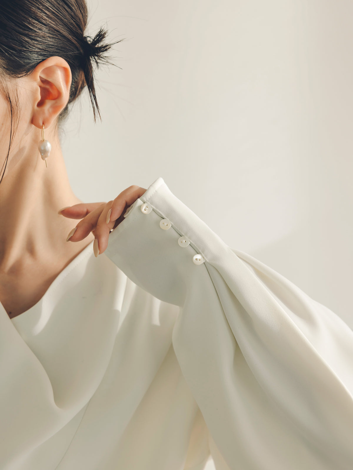 アニュアンス anuans ダブルクロスドレープネックブラウス