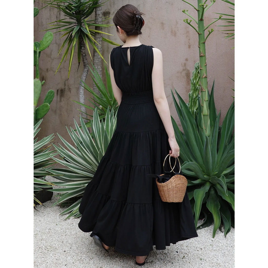アニュアンス anuans ギャザーティアードカットワンピース （BLACK） BLACK
