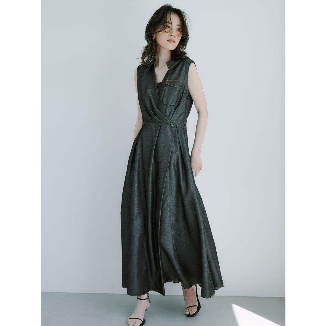 アニュアンス anuans ノースリーブトレンチディティールワンピース （BLACK） BLACK