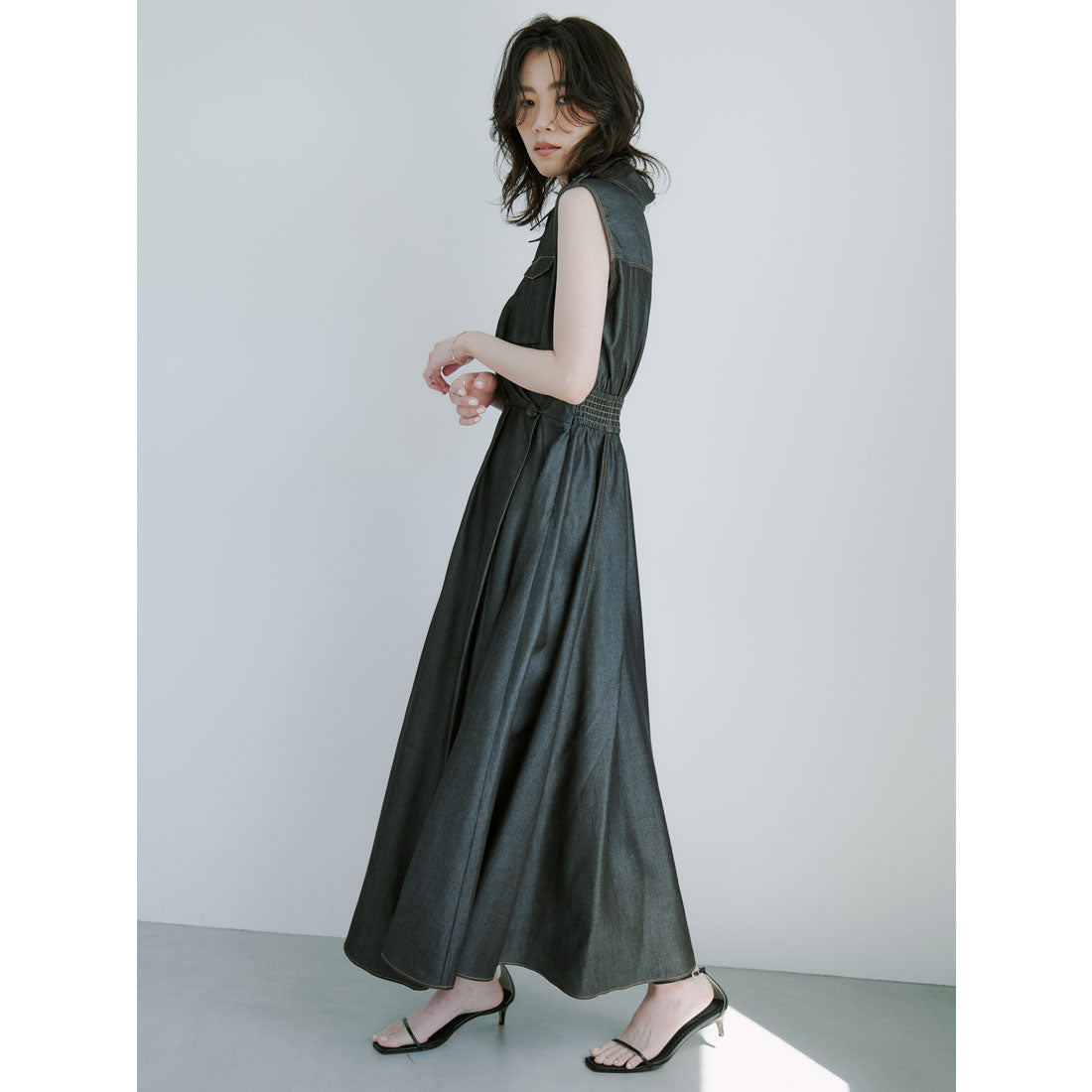 アニュアンス anuans ノースリーブトレンチディティールワンピース （BLACK） BLACK