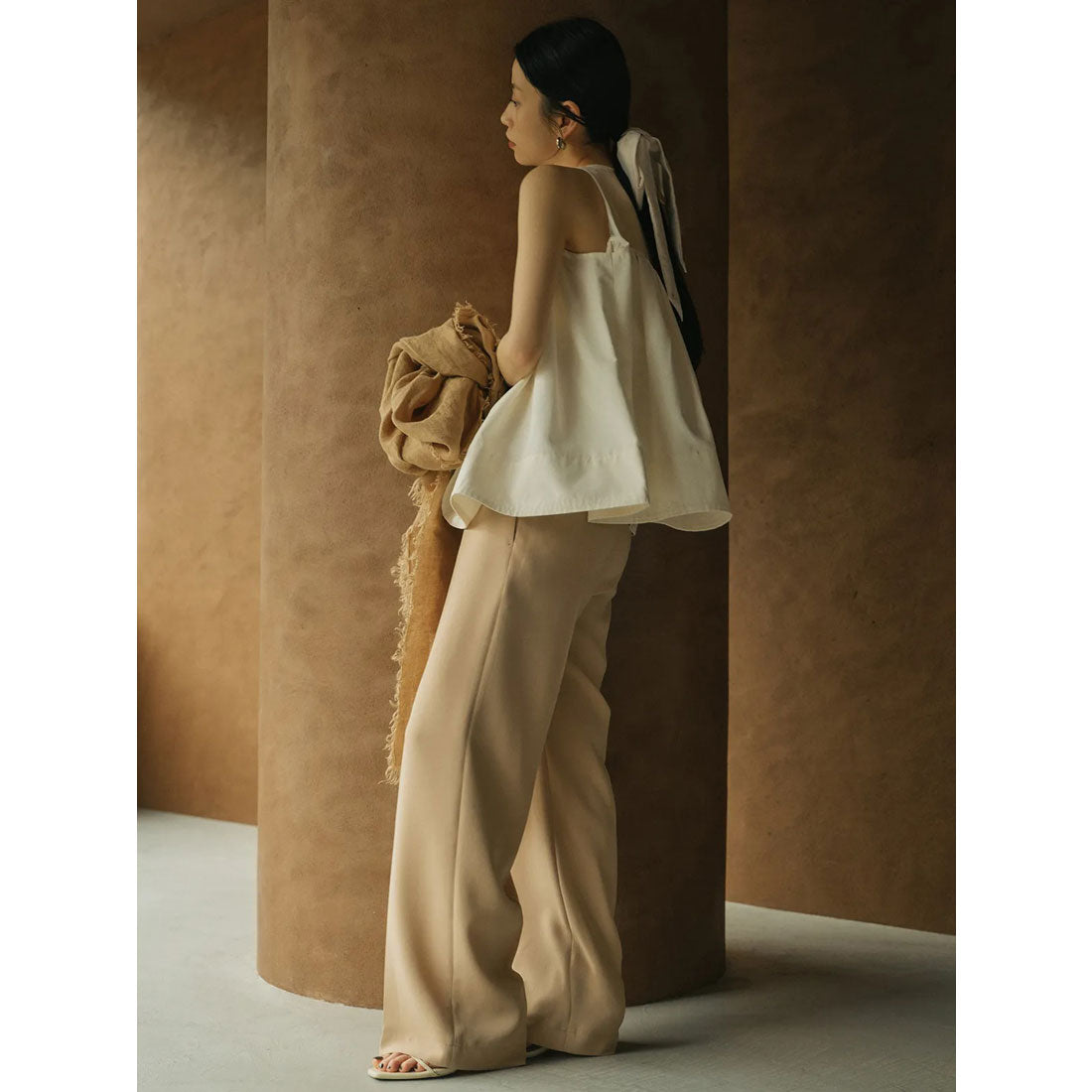 アニュアンス anuans スプレッドフレアブラウス （IVORY） IVORY
