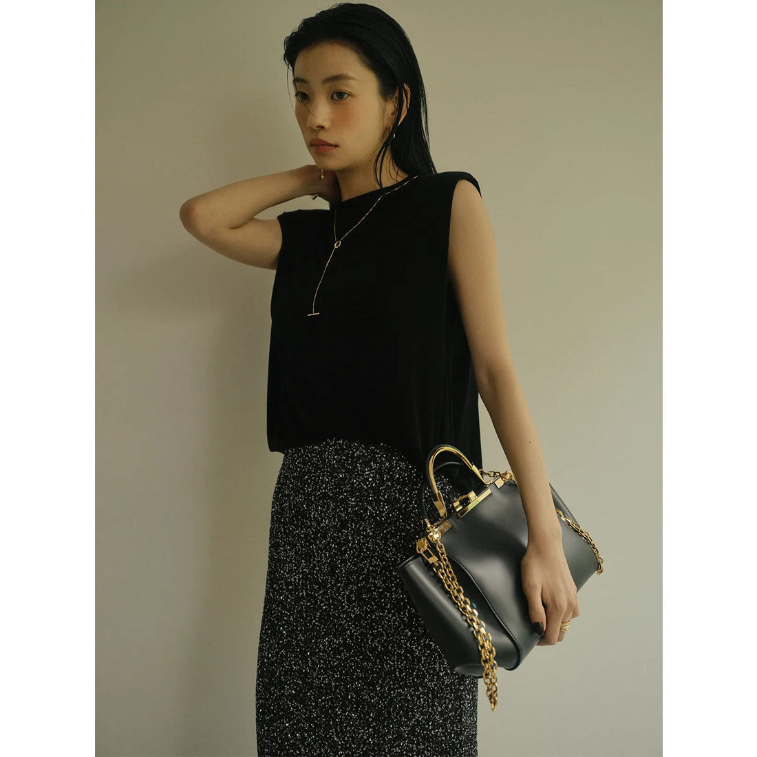 アニュアンス anuans アセテートノースリーブカットトップス （BLACK） BLACK